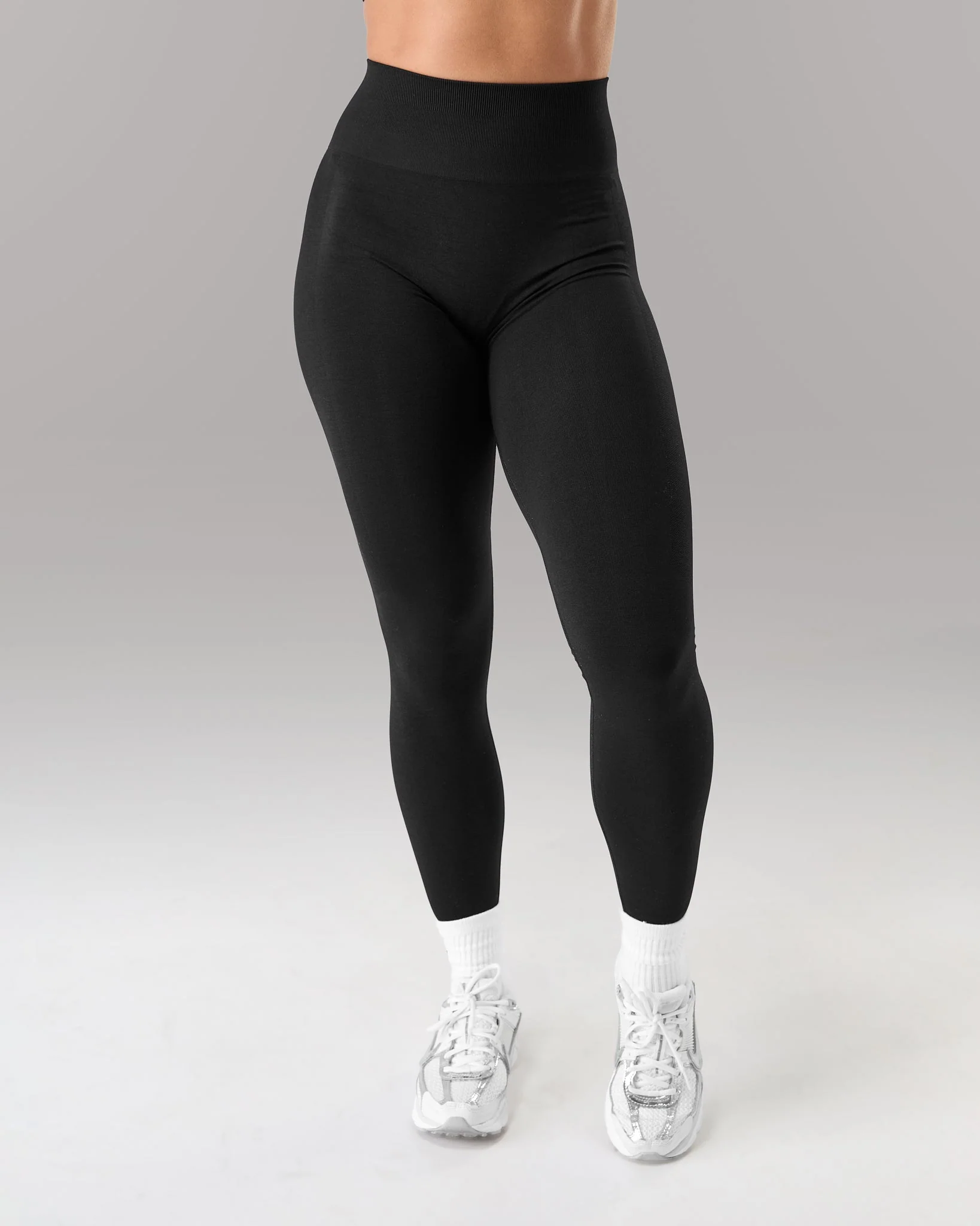 Amplify Ultra-High Rise Legging - Black - Image 3