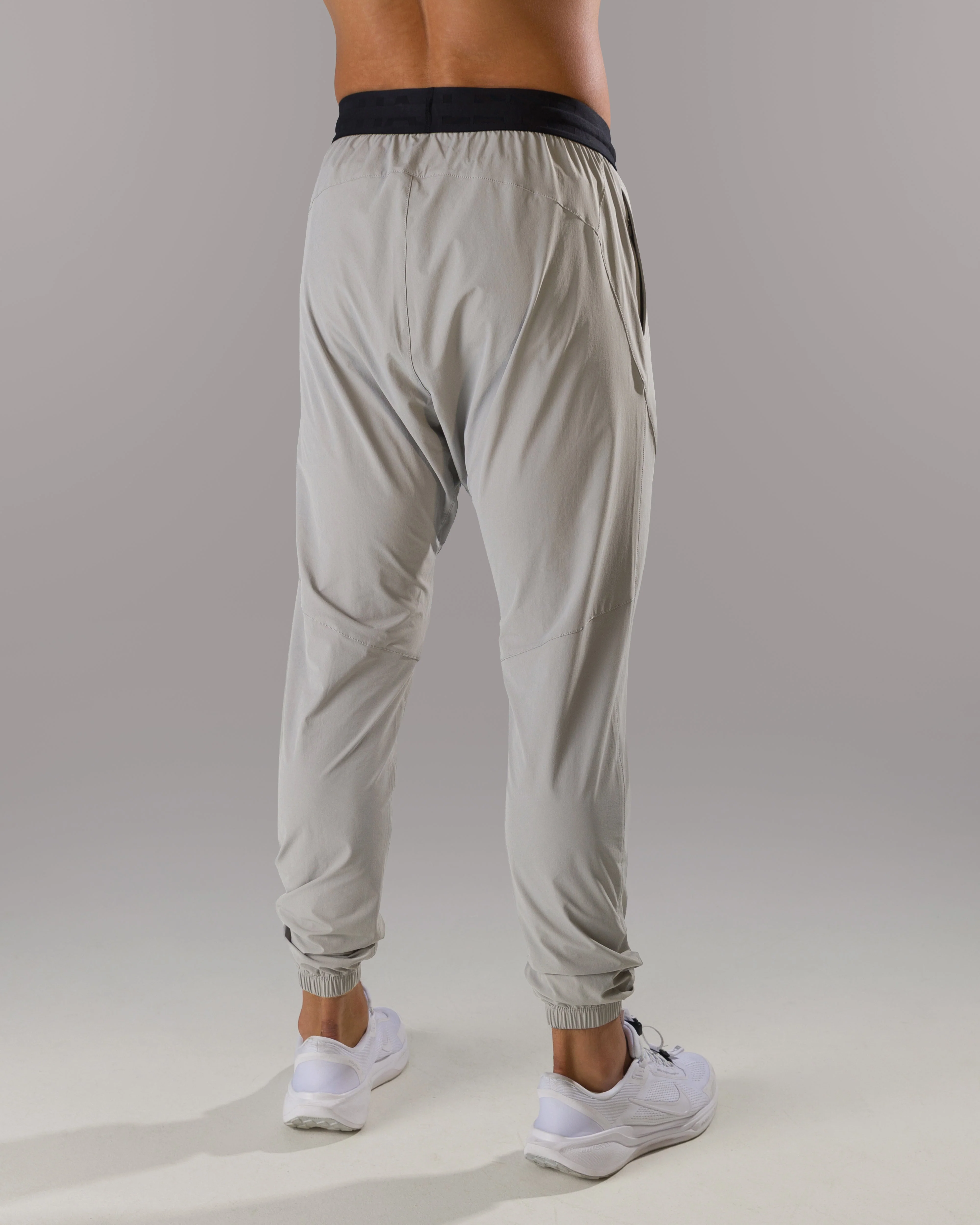 Apex Jogger - Chalkline - Image 3