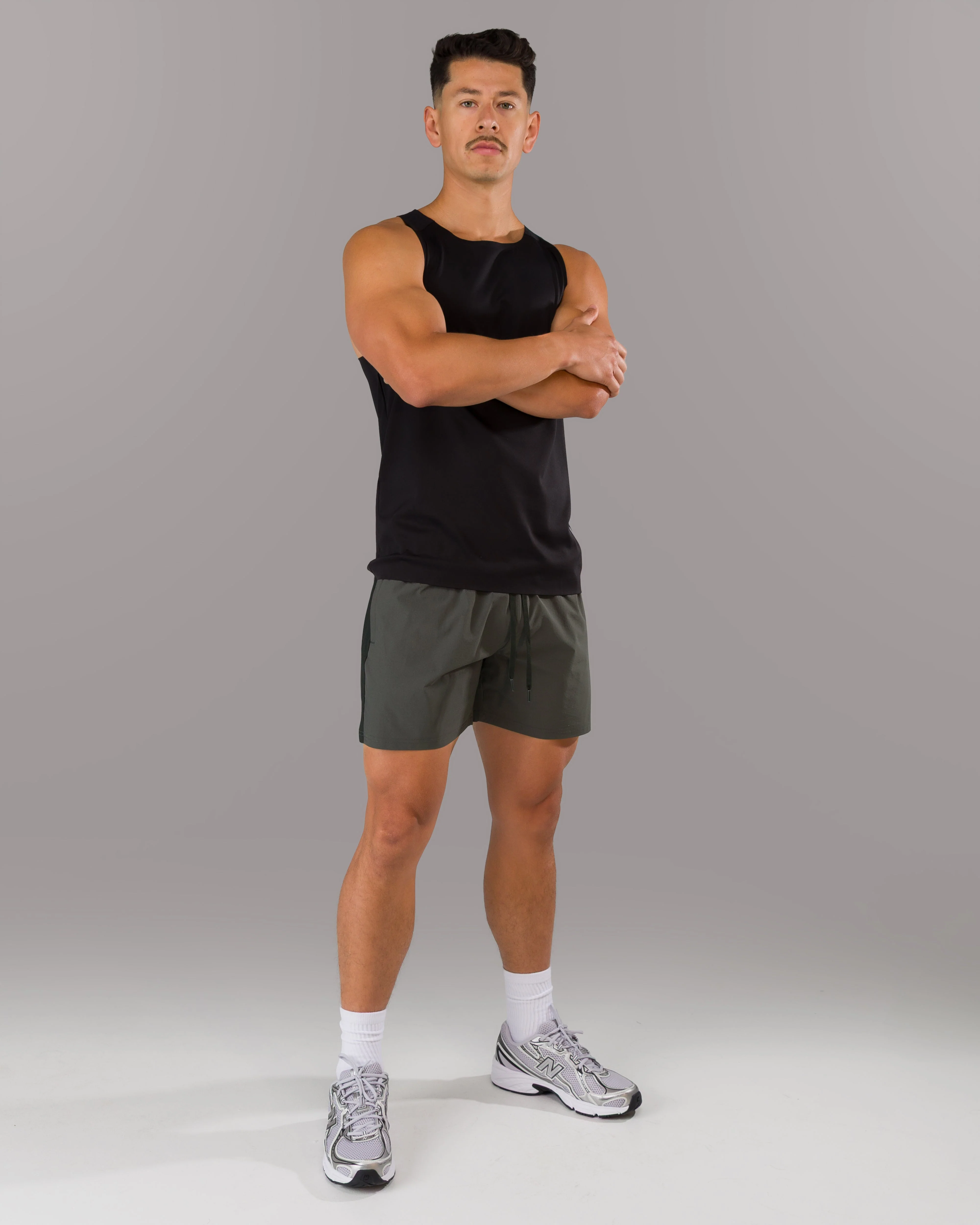 Apex Short - Iron Charcoal - Image 4