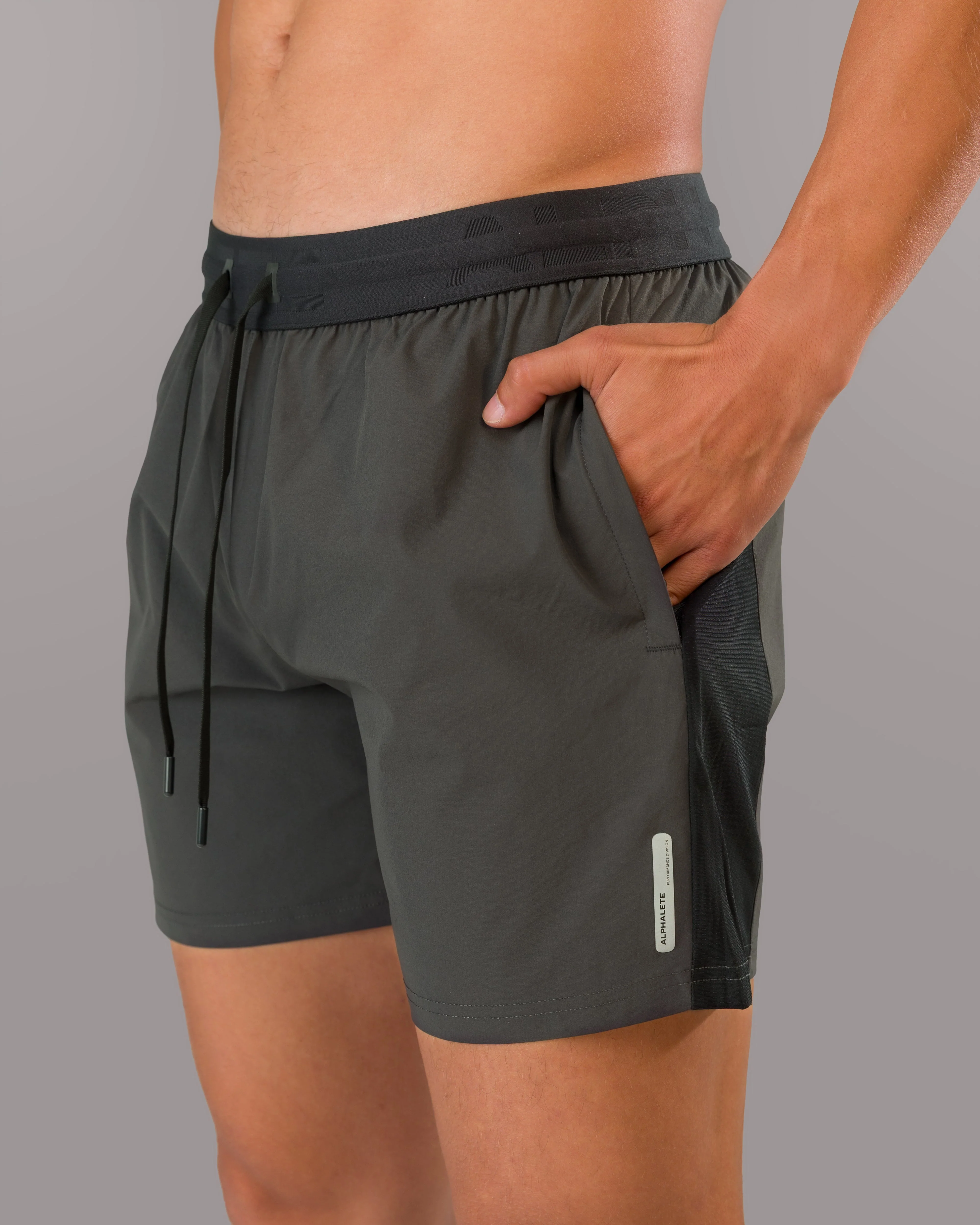 Apex Short - Iron Charcoal - Image 5