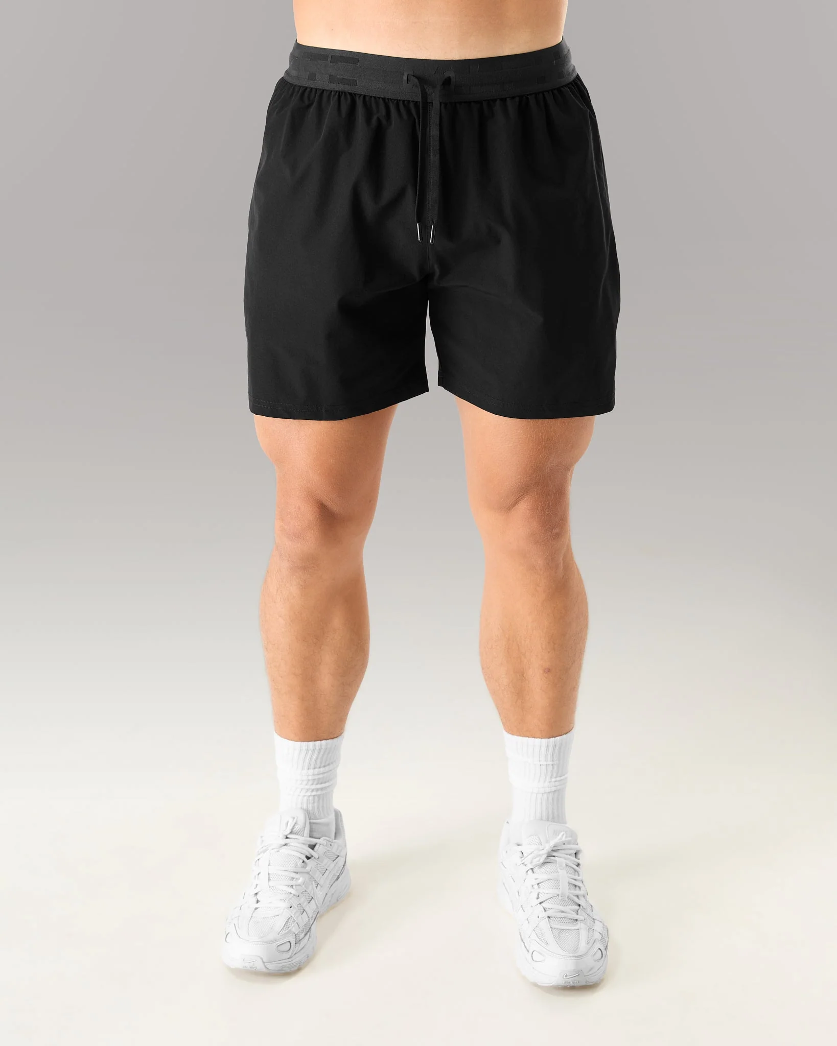 Apex Short - Black - Image 3