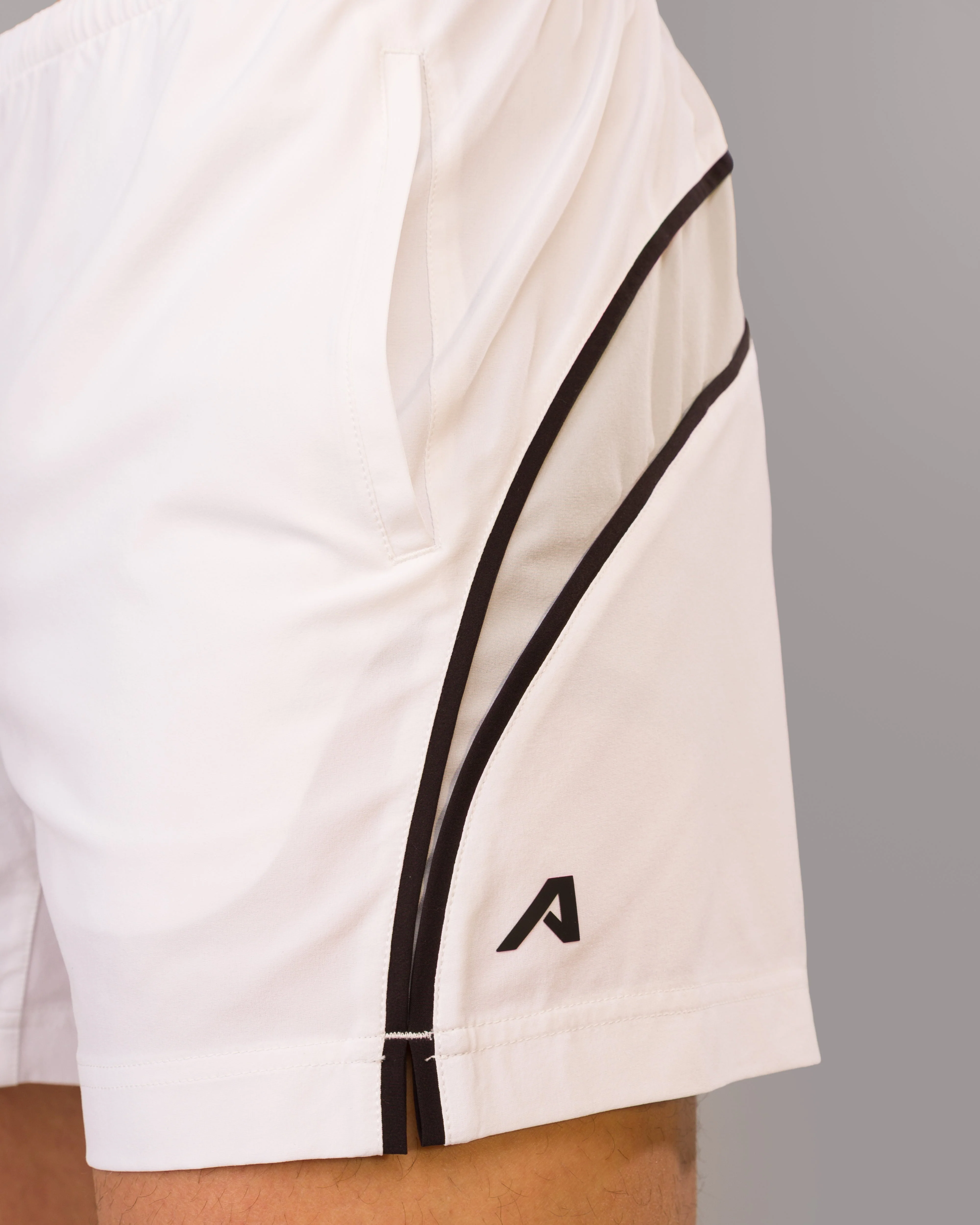 Dynamic Panel Short - White - Image 5