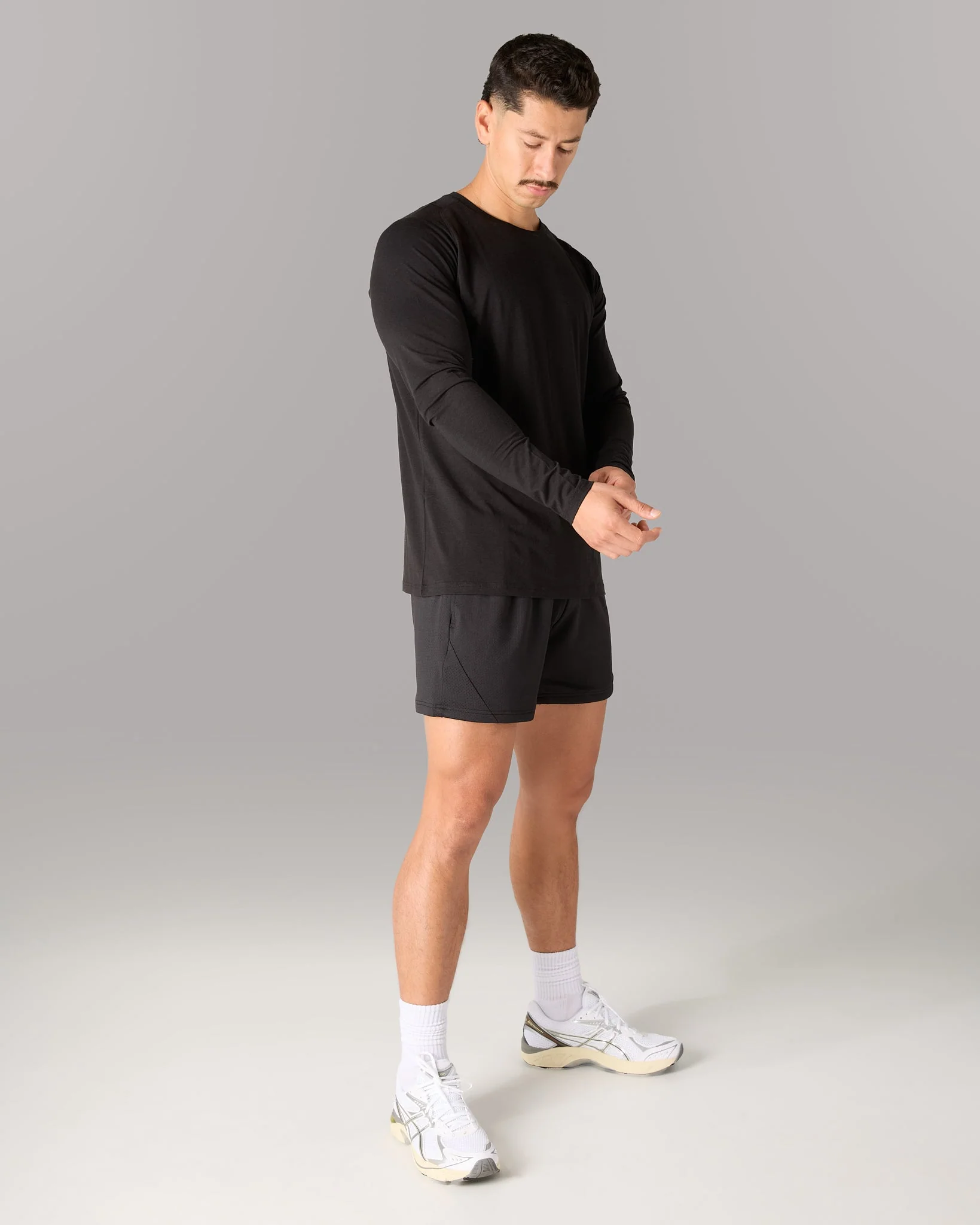 Essential LS Tee - Black - Image 4