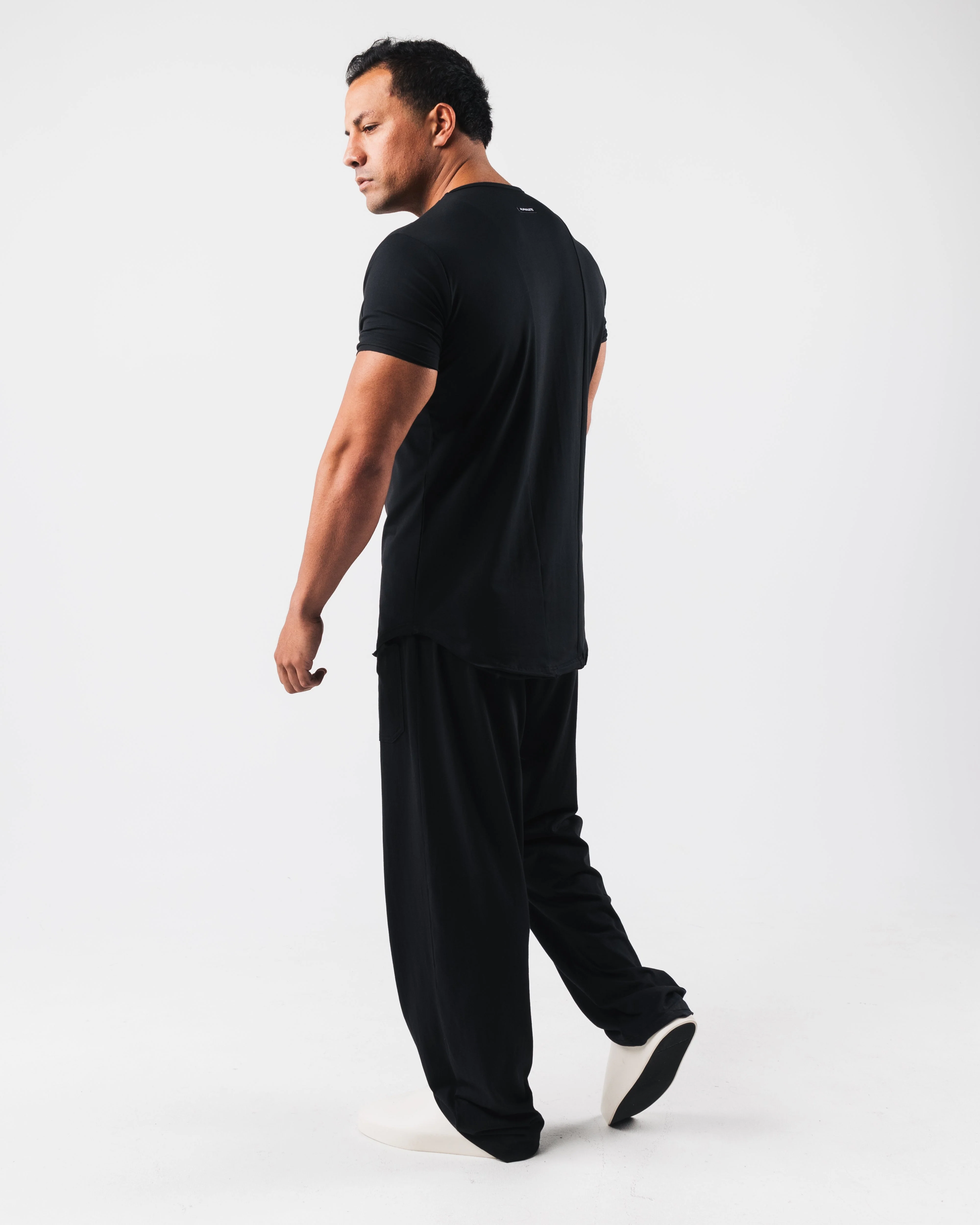 Essential Scoop Neck - Black - Image 3