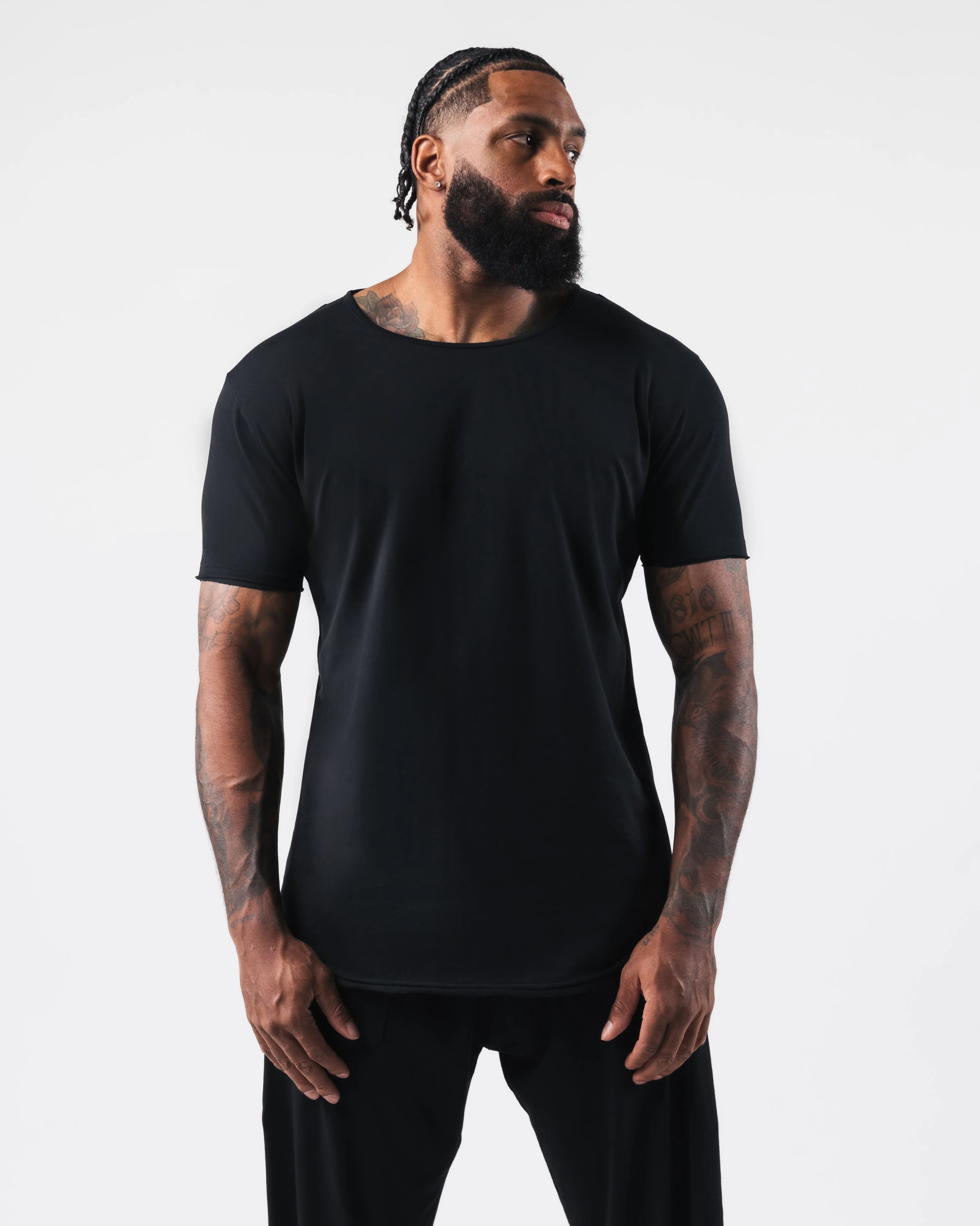 Essential Scoop Neck - Black - Image 5