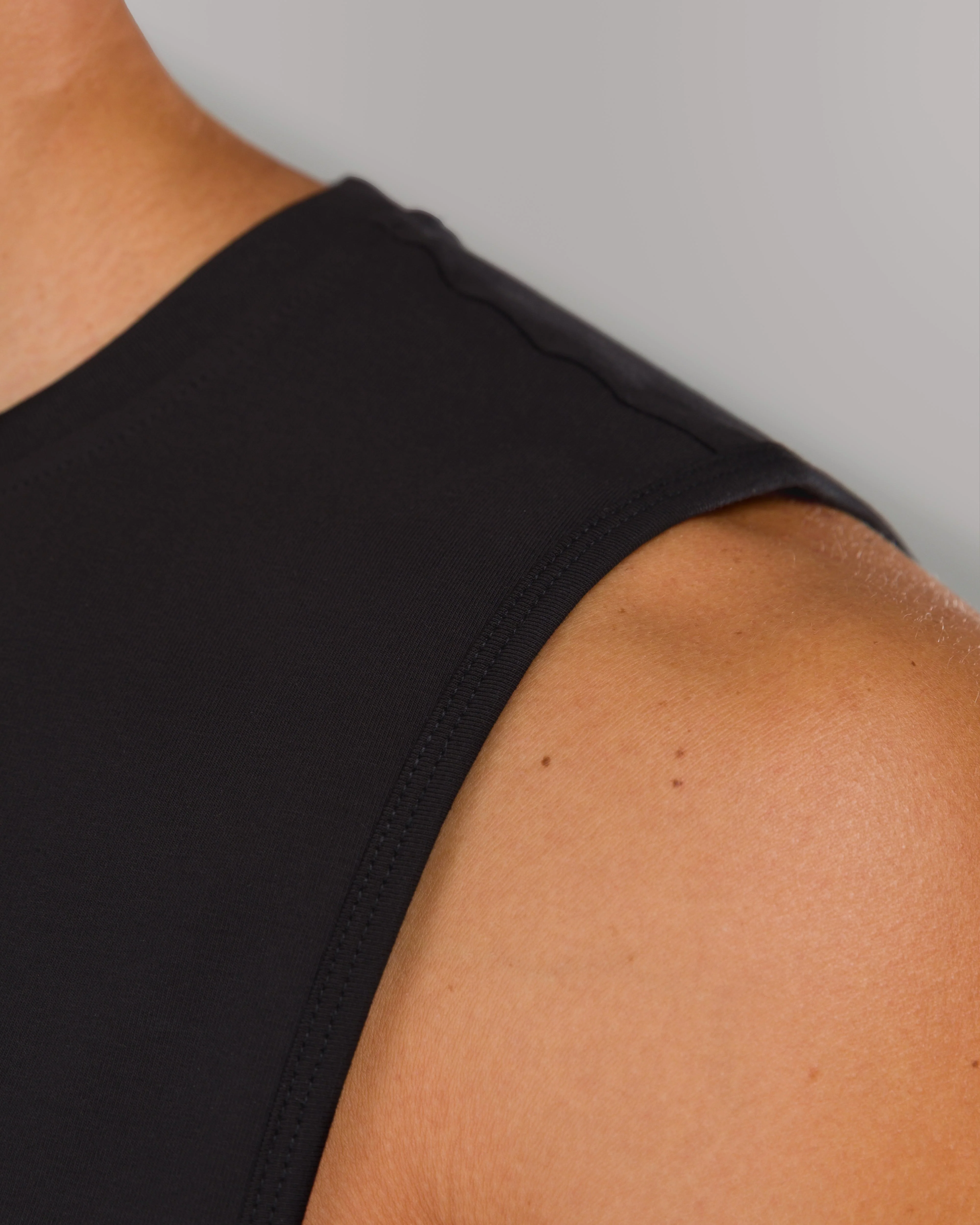 Force Core Cutoff - Black / Varsity Blue - Image 6