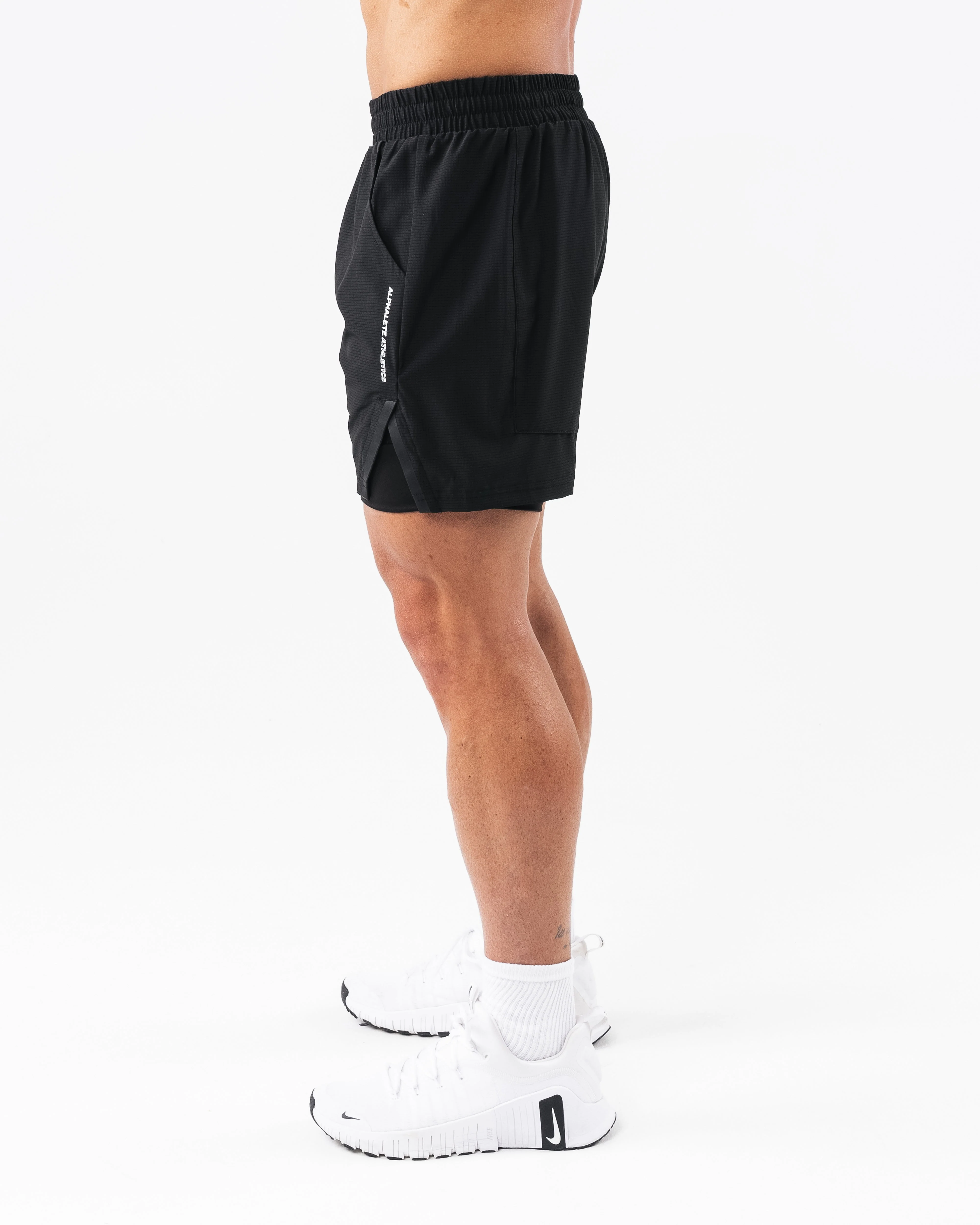 Infinity Short - Black - Image 4