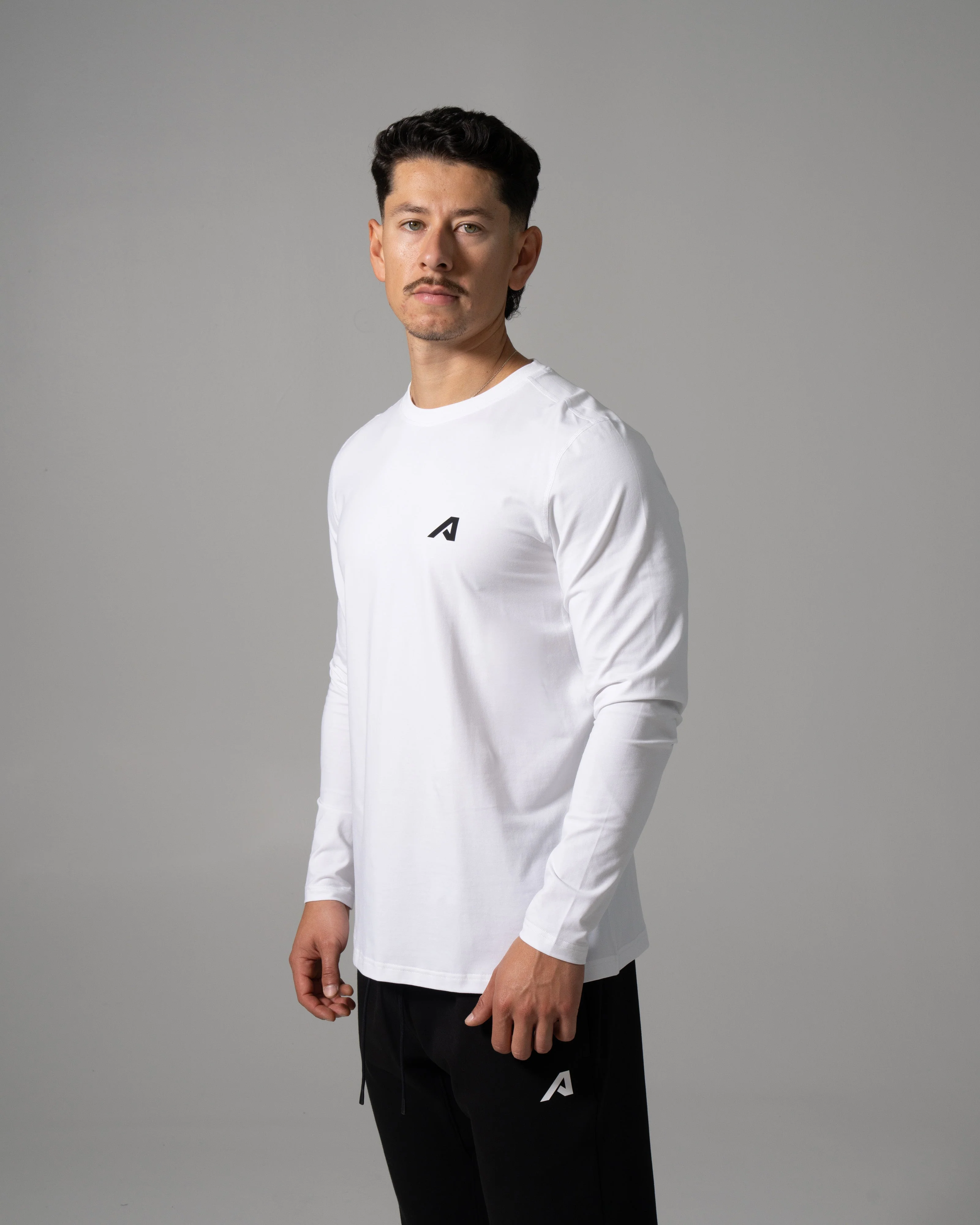 Momentum LS - White - Image 3