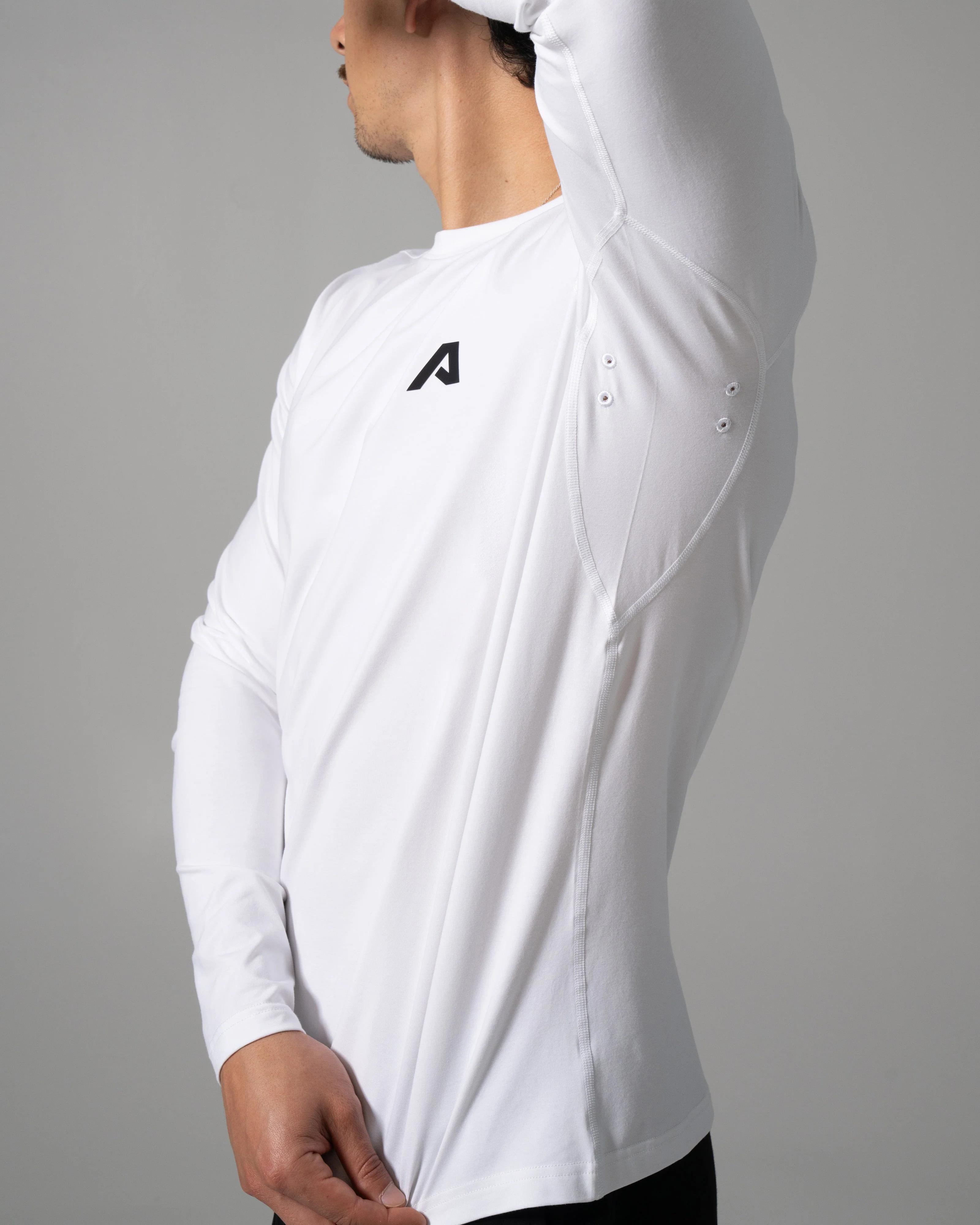 Momentum LS - White - Image 4