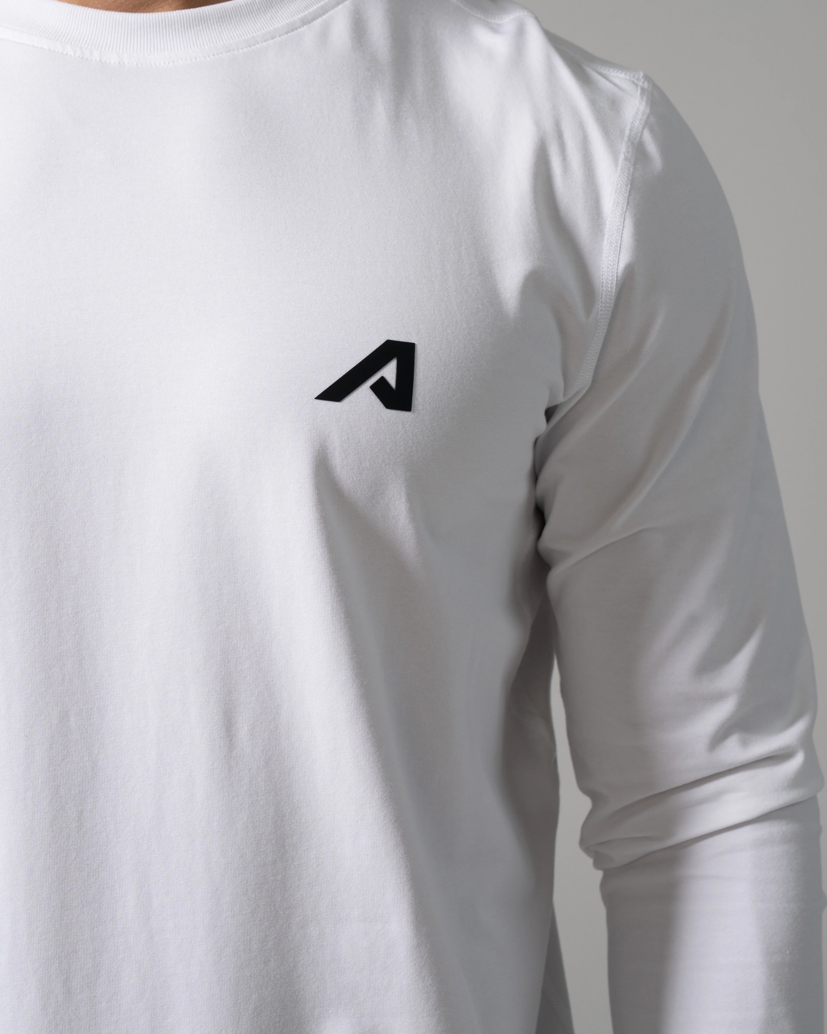 Momentum LS - White - Image 5