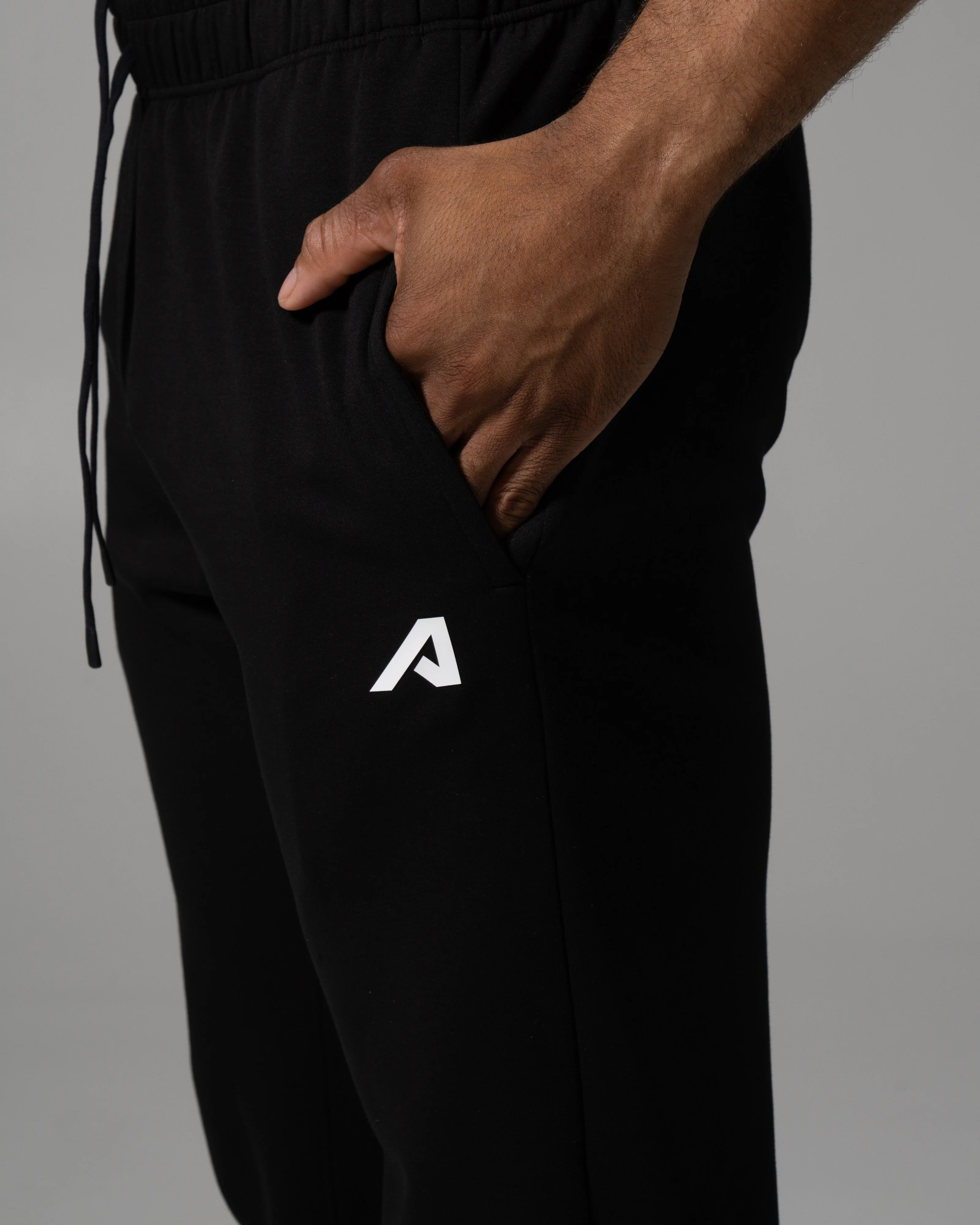 Vantage Jogger - Black - Image 5