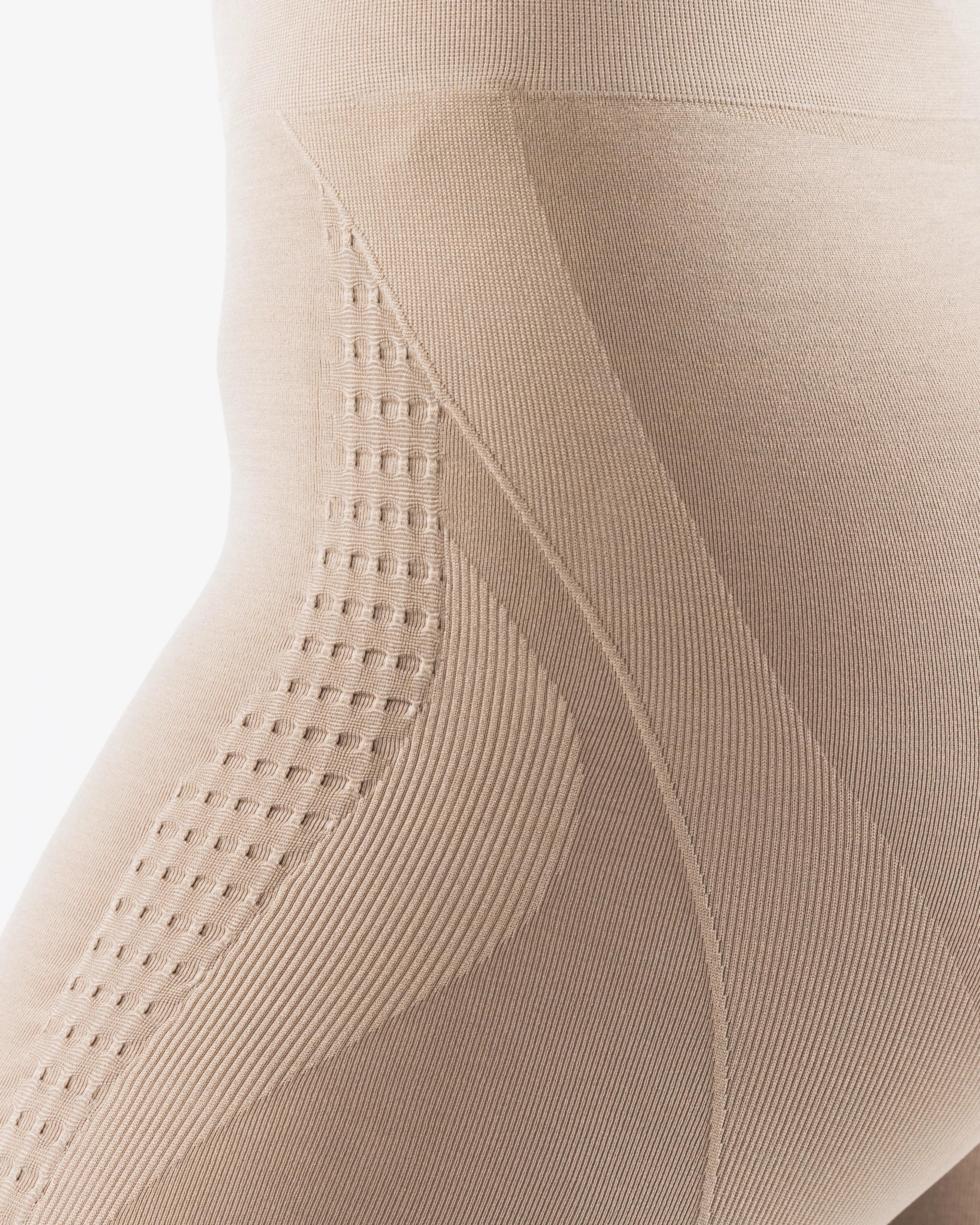 Contour Ultra-High Rise Legging - Grand Central - Image 6