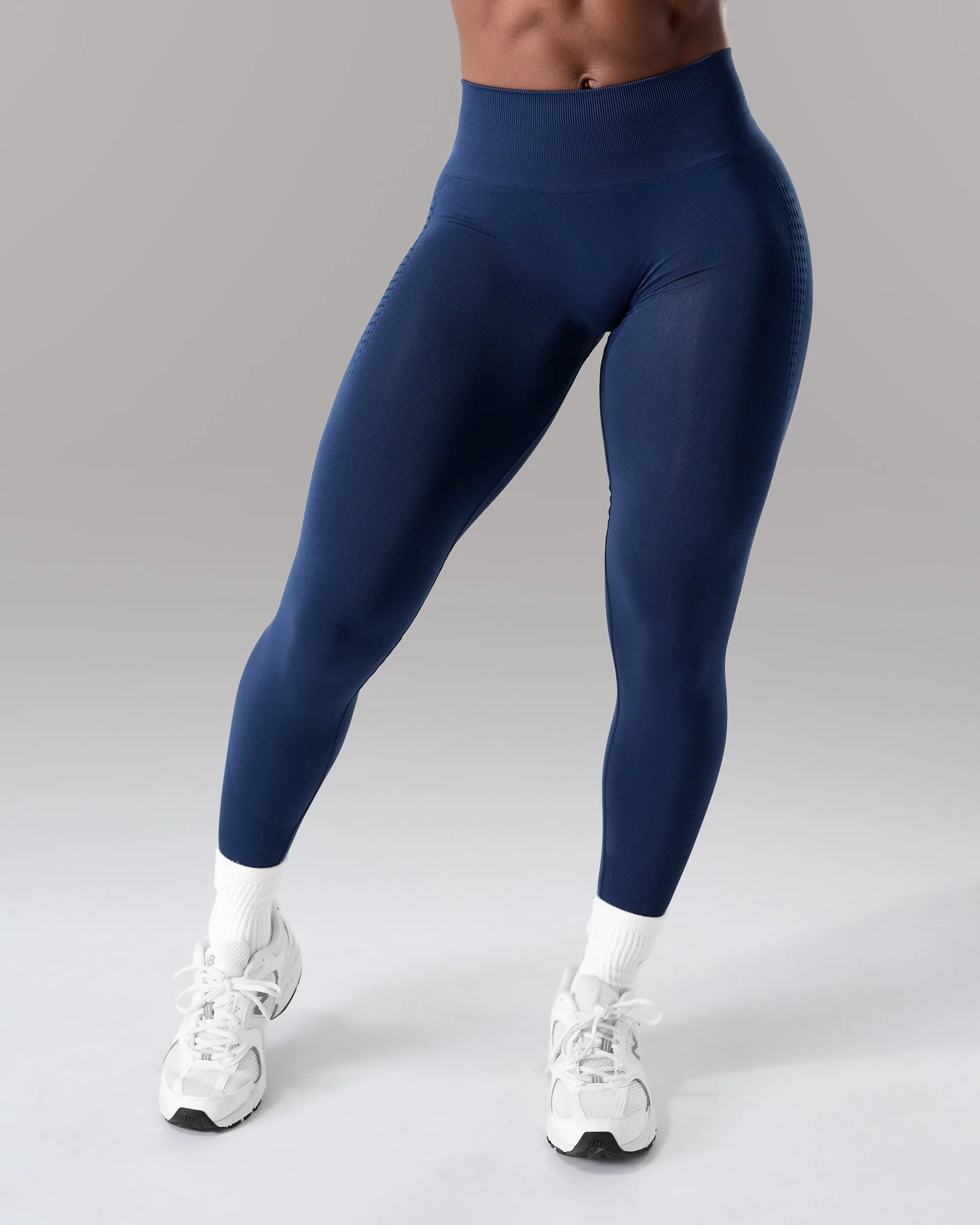 Contour Mid Rise Legging - Anchor - Image 3