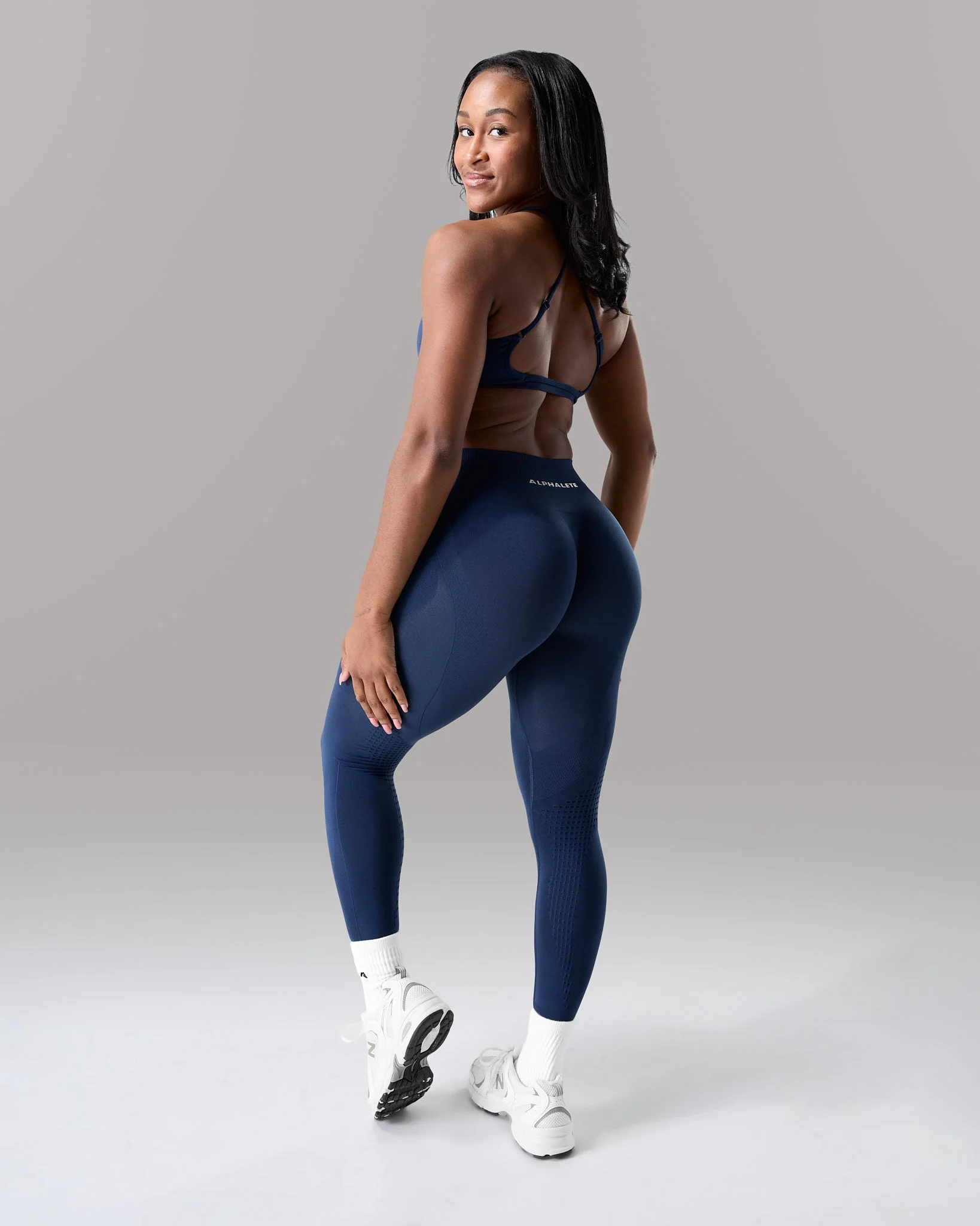Contour Mid Rise Legging - Anchor - Image 4