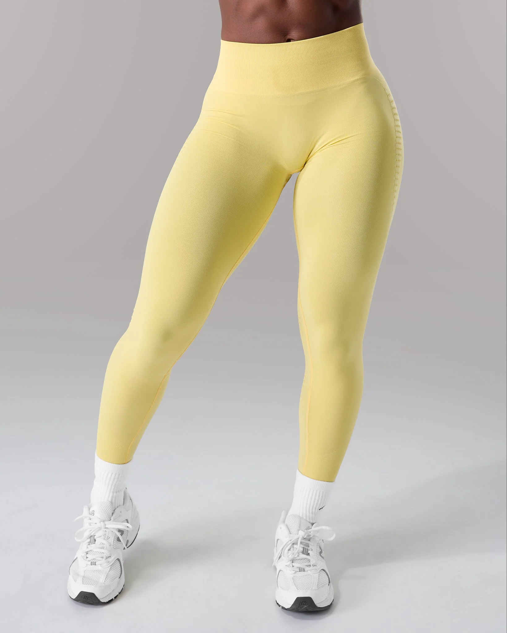Contour Mid Rise Legging - Canary - Image 3