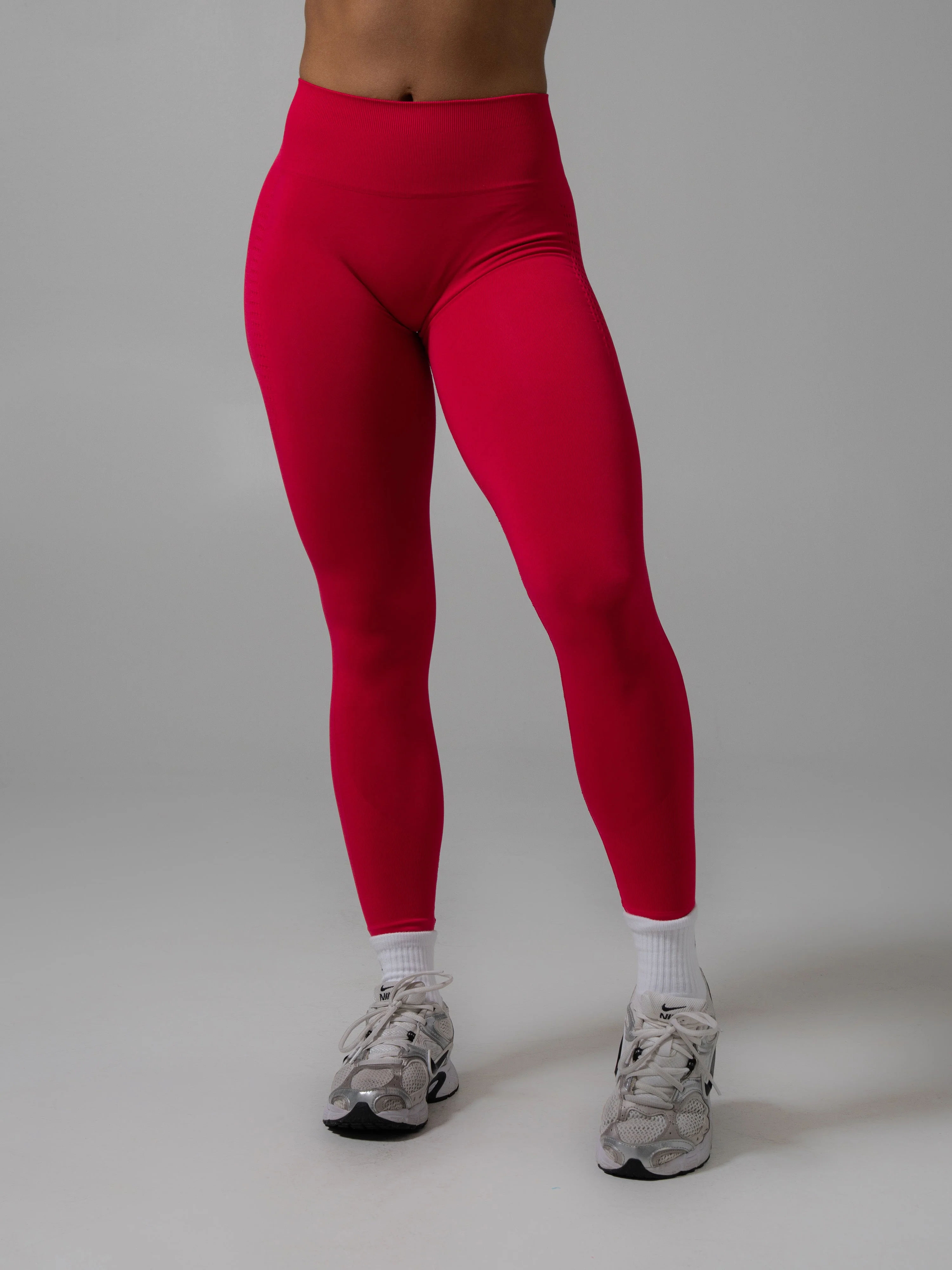 Contour Mid Rise Legging - Wild Strawberry - Image 2