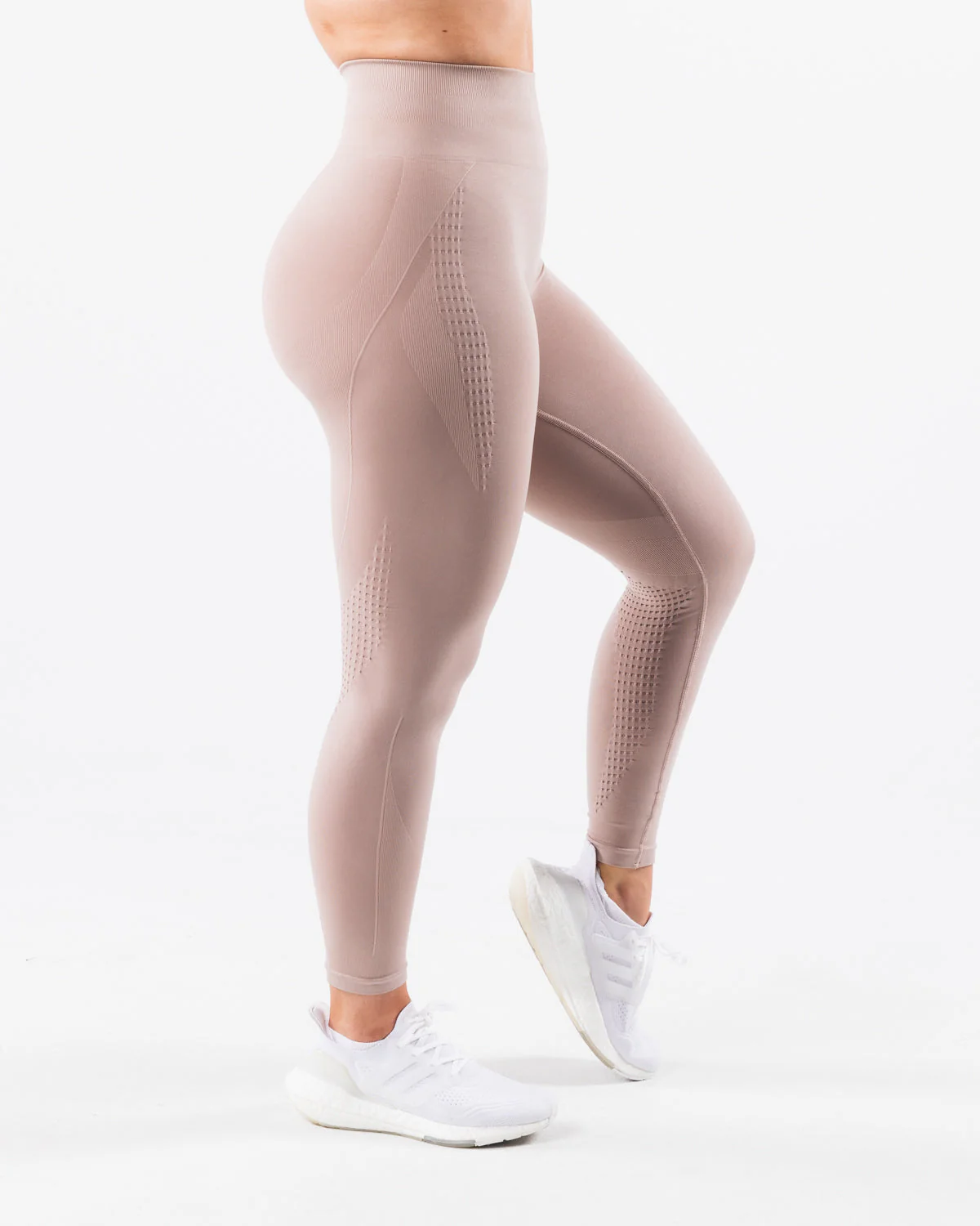 Contour Ultra-High Rise Legging - Porcelain - Image 5