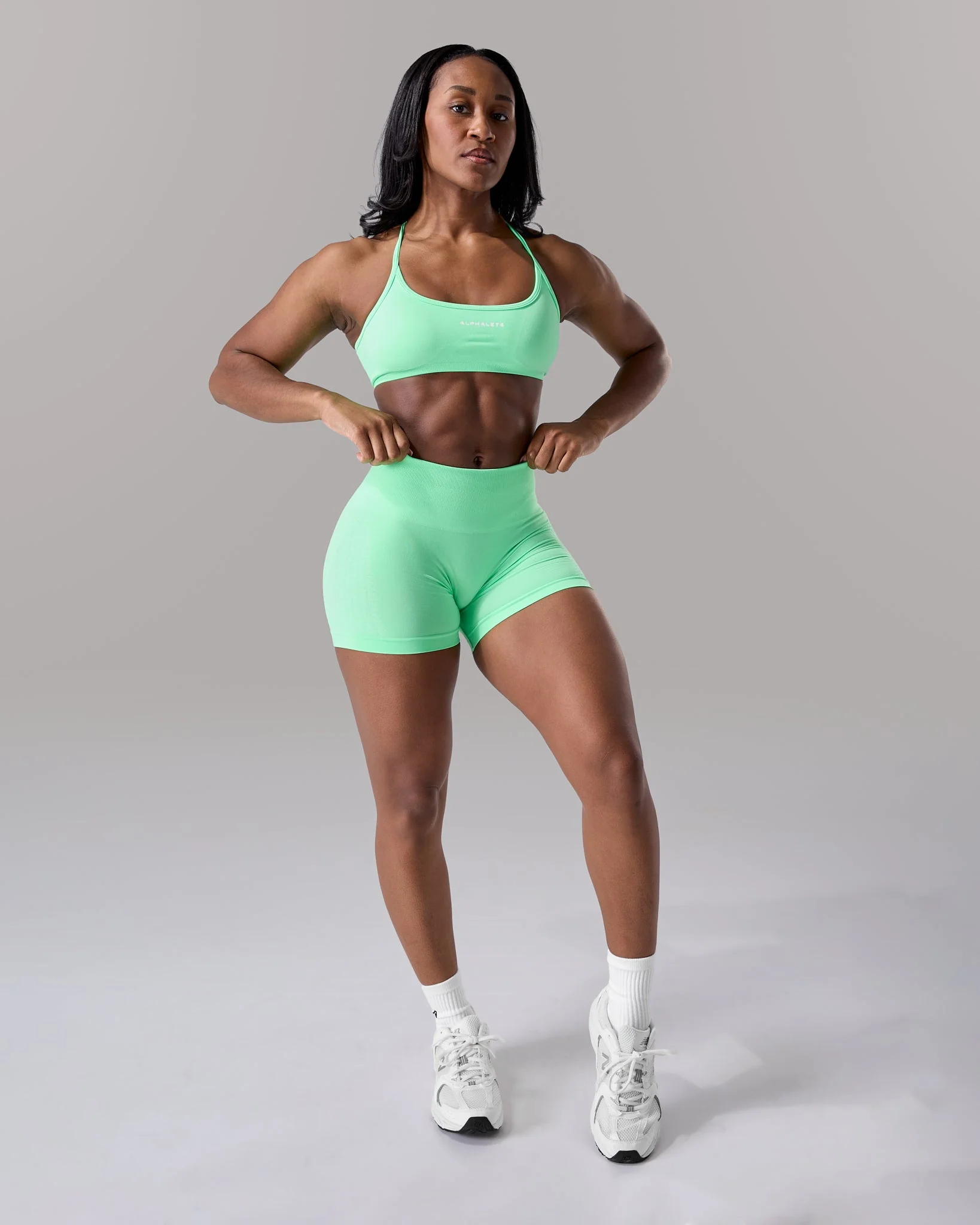 Contour Mid Rise Short - Aurora - Image 4