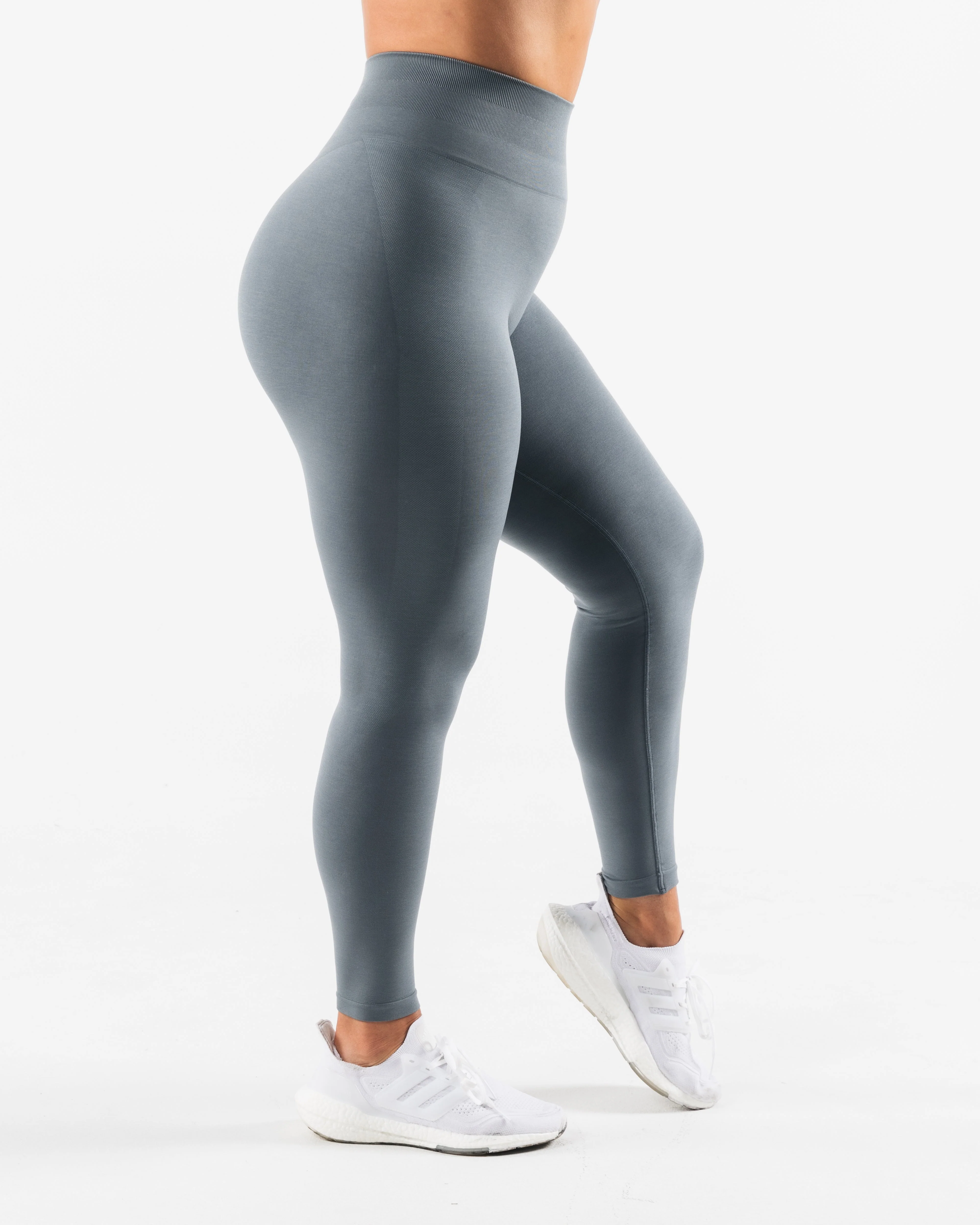 Amplify Gravity Ultra-High Rise Legging - Ride - Image 10