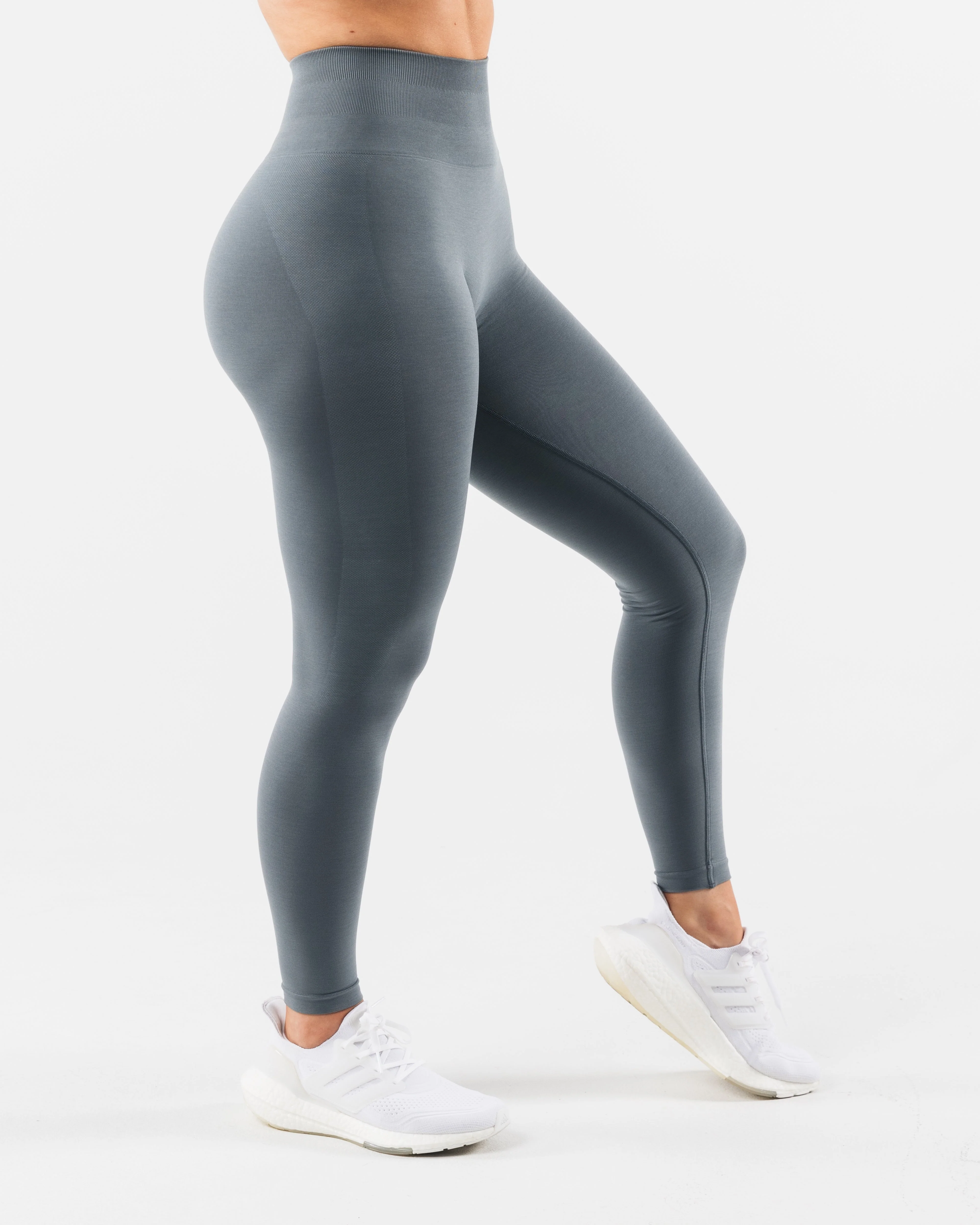 Amplify Gravity Ultra-High Rise Legging - Ride - Image 9
