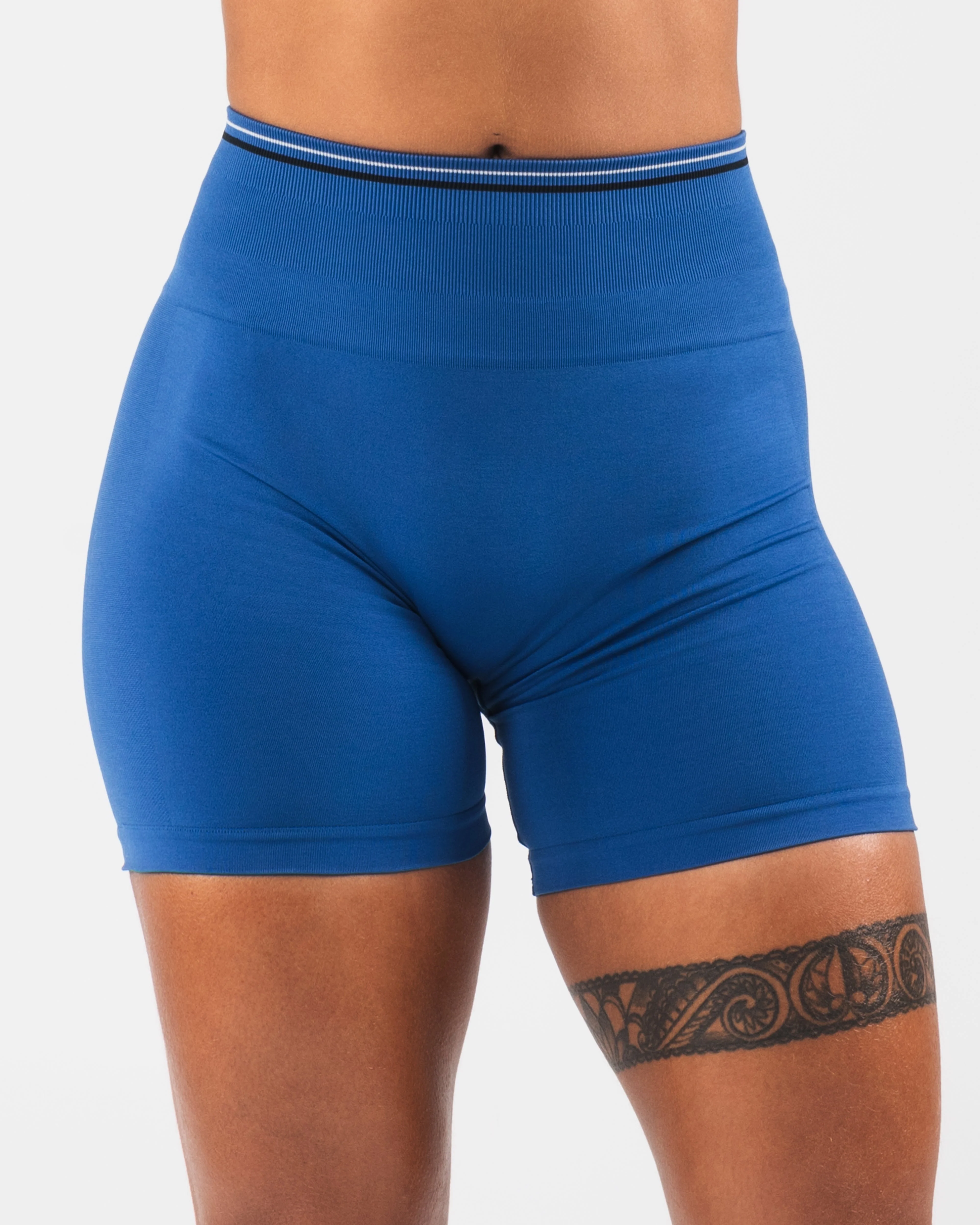 Amplify Mid Rise Short - Reign - Image 3