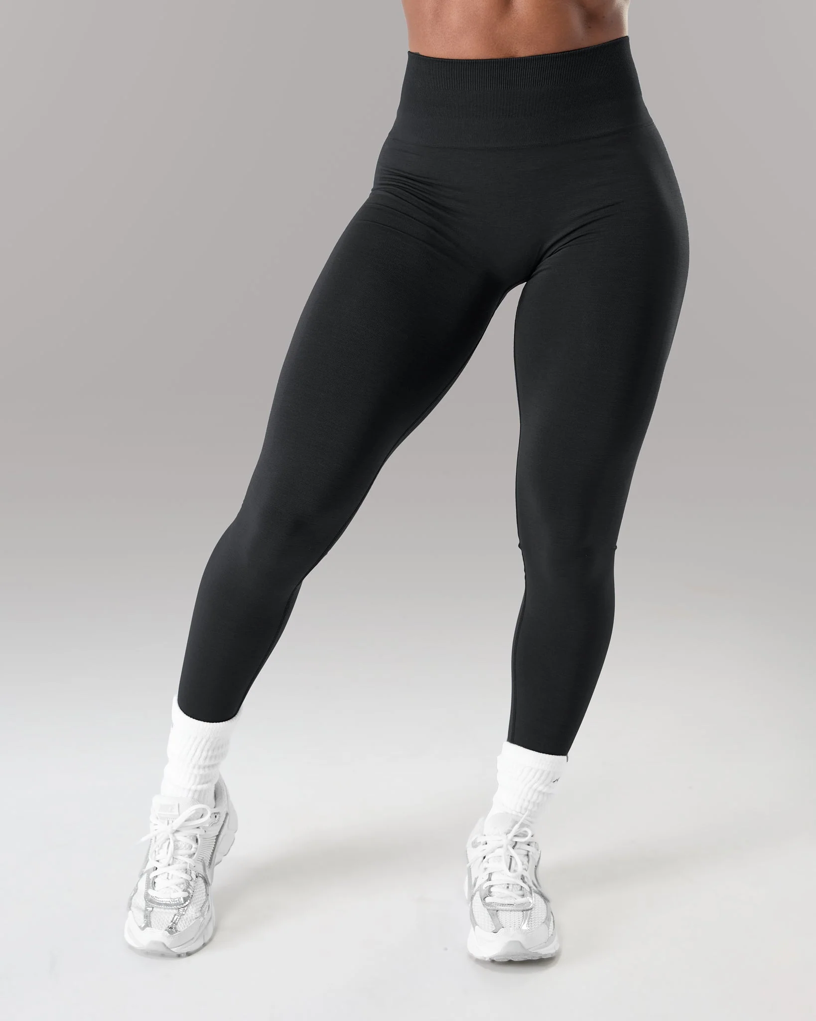 Amplify Ultra-High Rise Legging - Black - Image 3