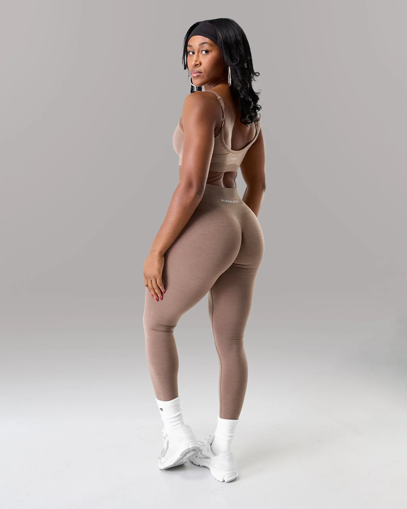 Amplify Ultra-High Rise Legging - Mocha - Image 4