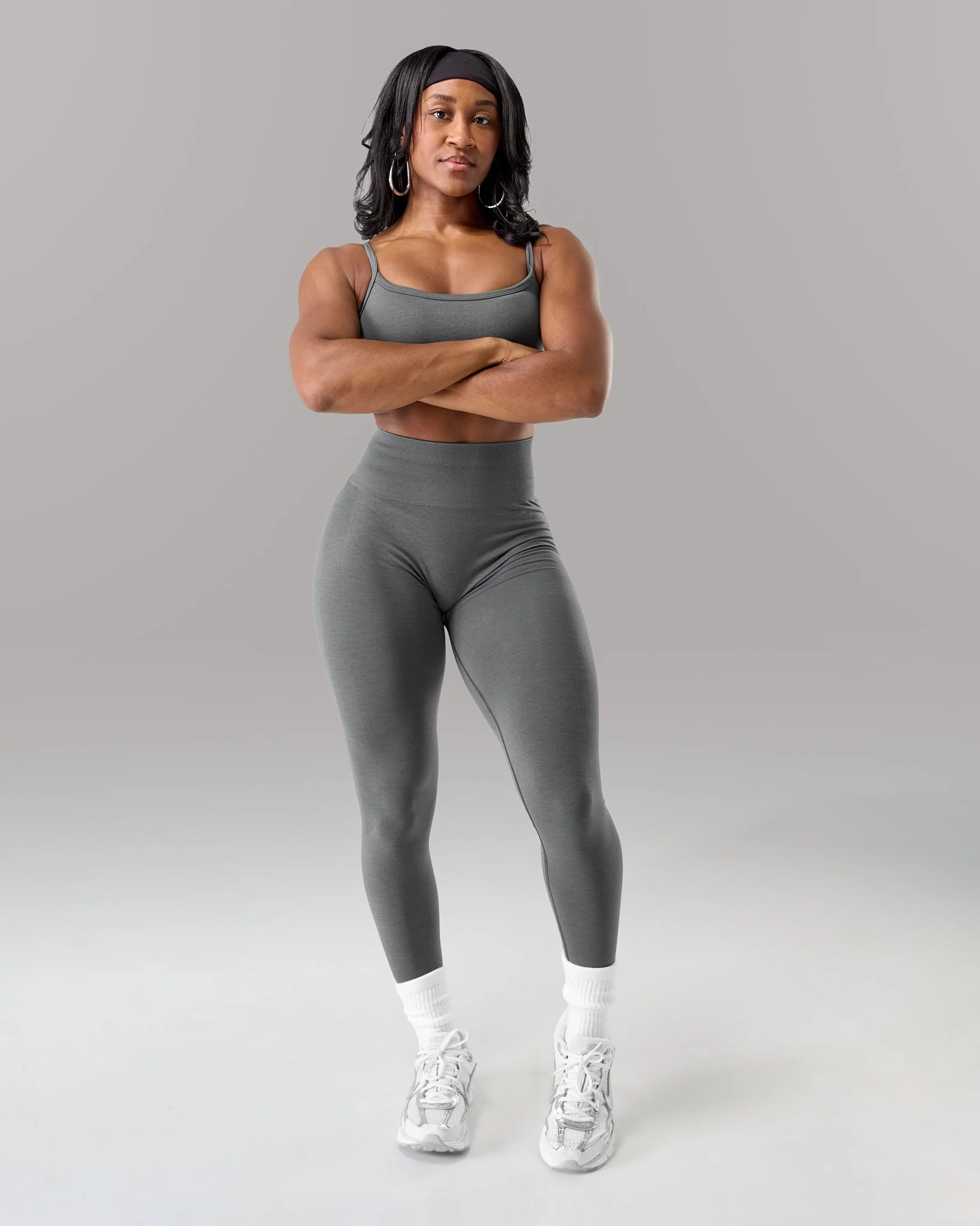 Amplify Ultra-High Rise Legging - Smoke - Image 4
