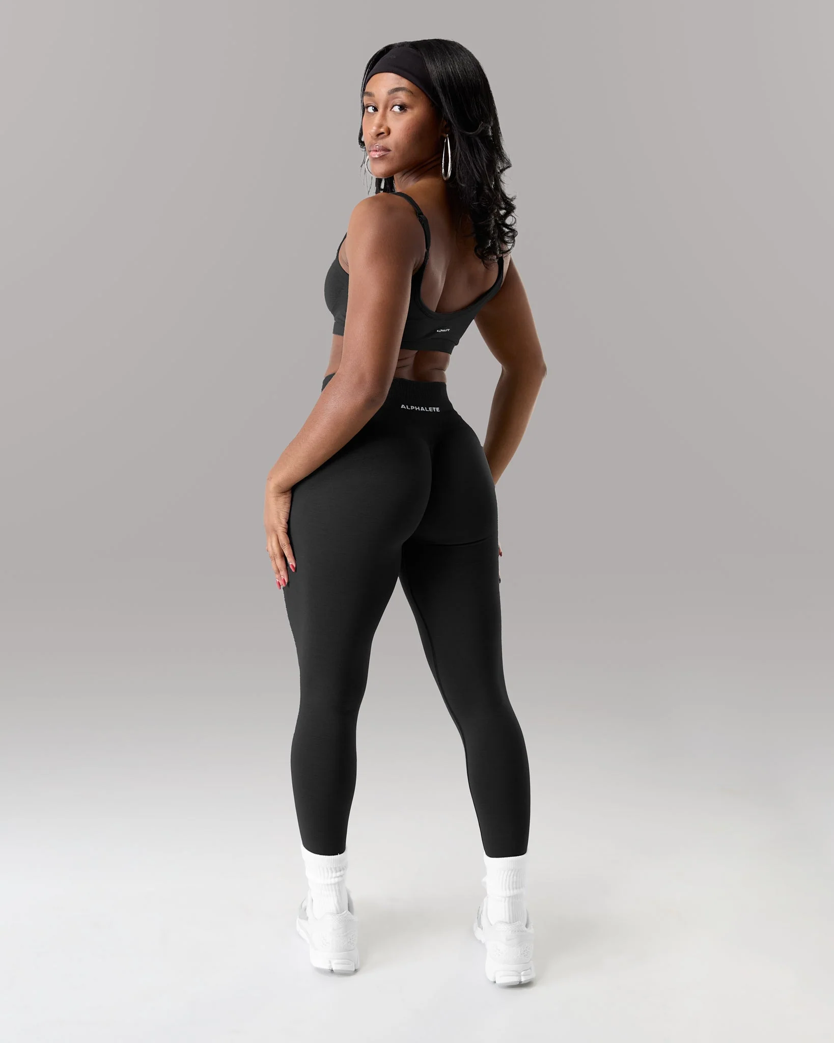 Amplify Mid Rise Legging - Black - Image 4