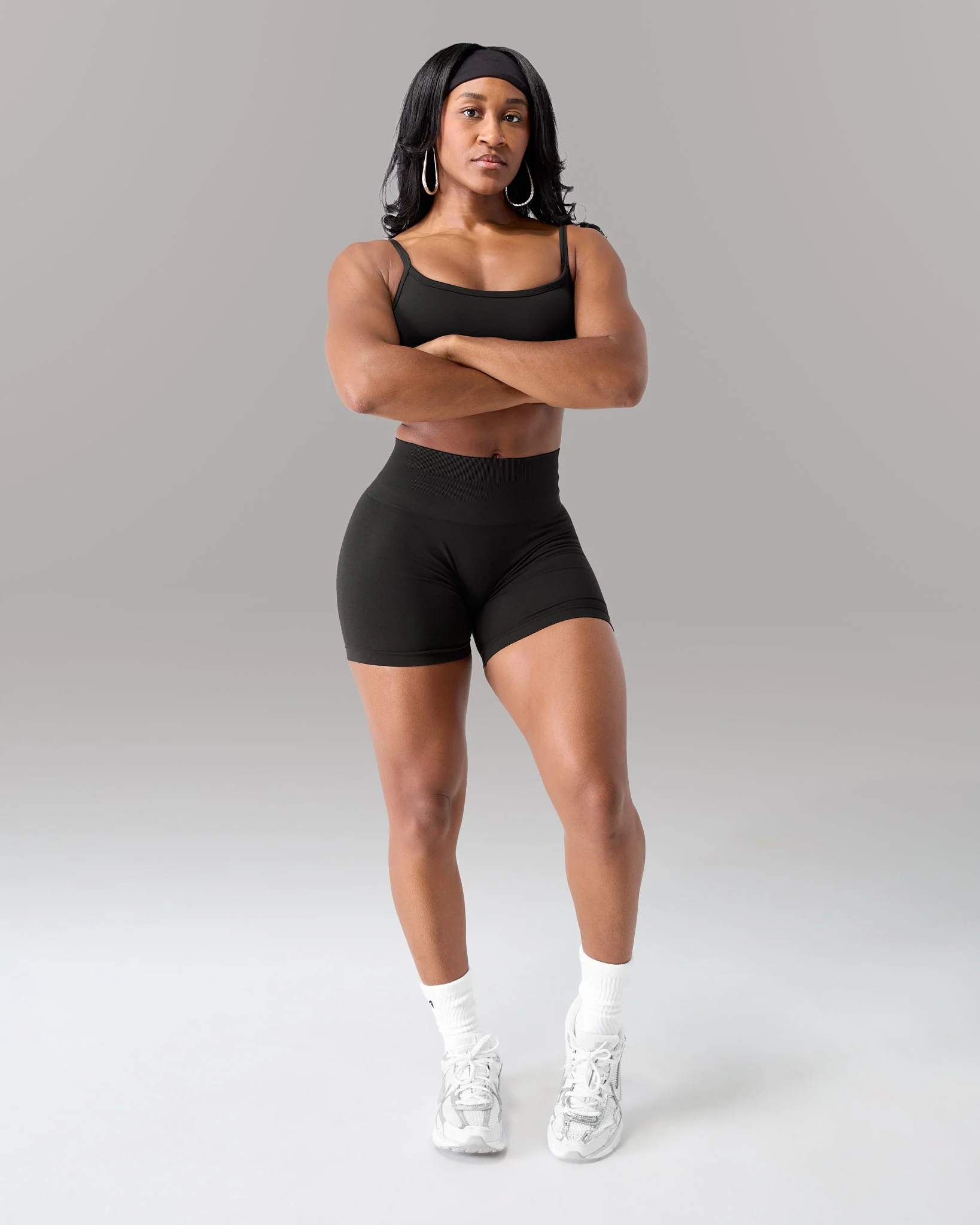 Amplify Mid Rise Short - Black - Image 4