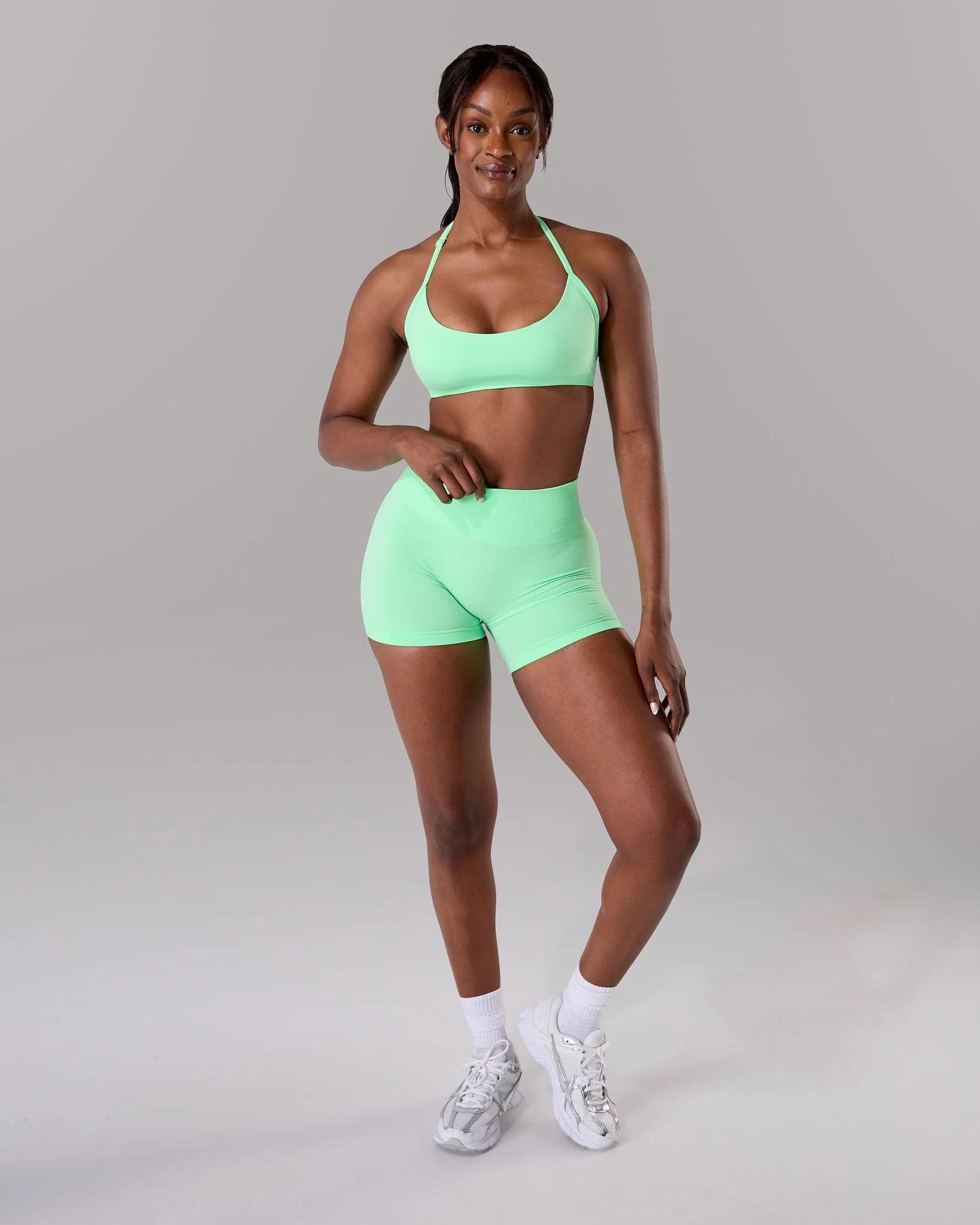Amplify Minimal Bra - Aurora - Image 4