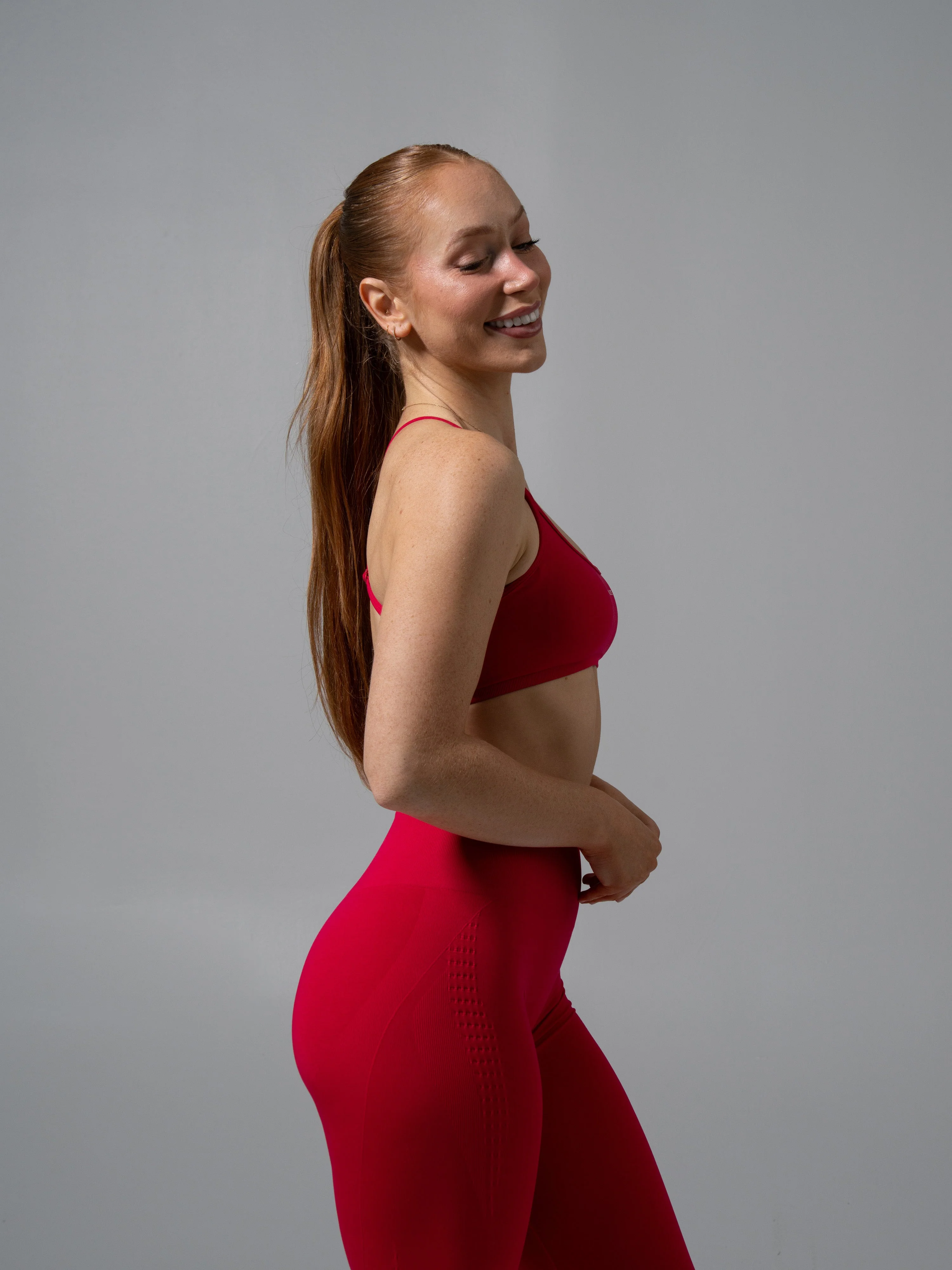 Amplify Open Back Bra - Wild Strawberry - Image 3