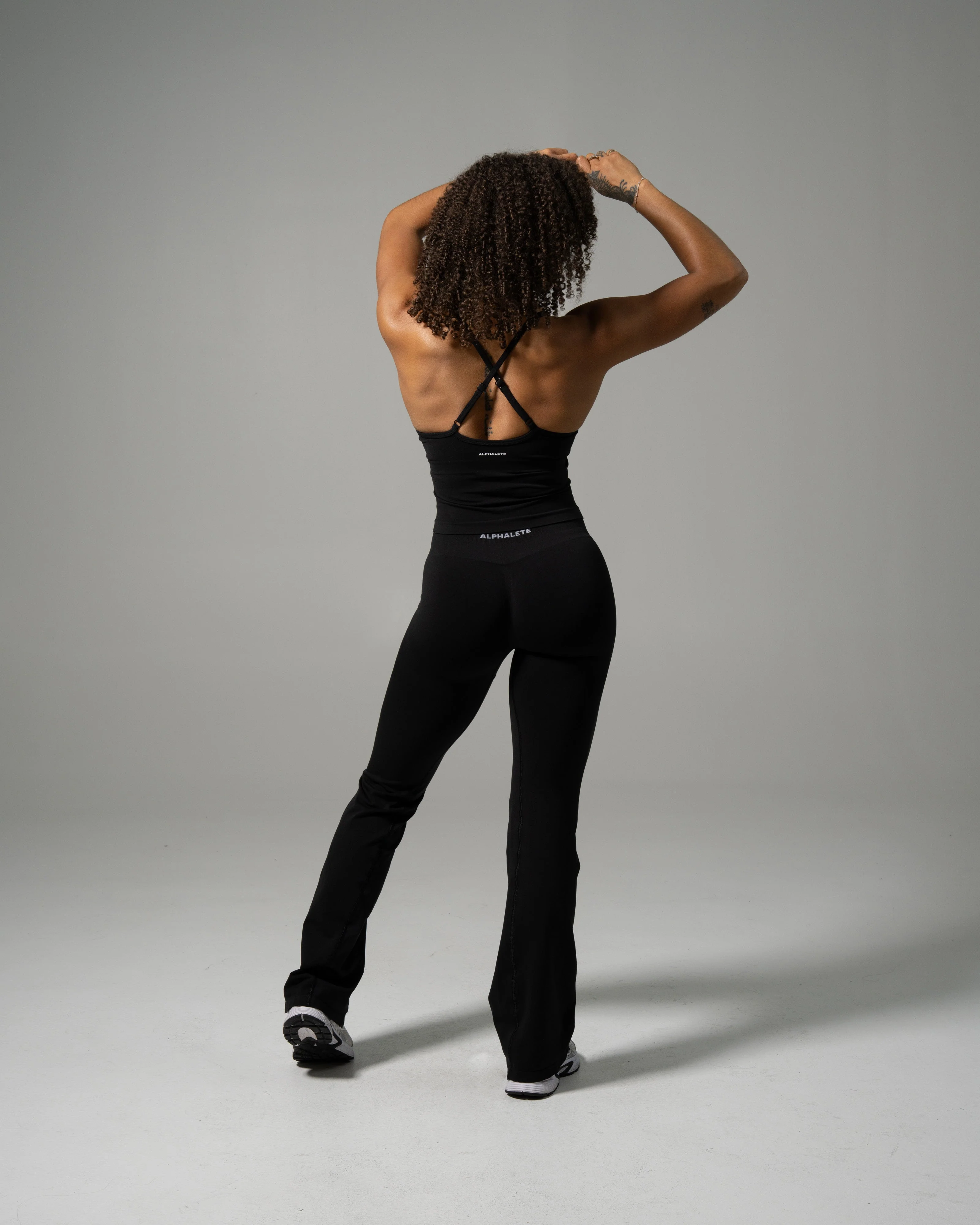 Pump Mid Rise Flared Pant - Black - Image 4