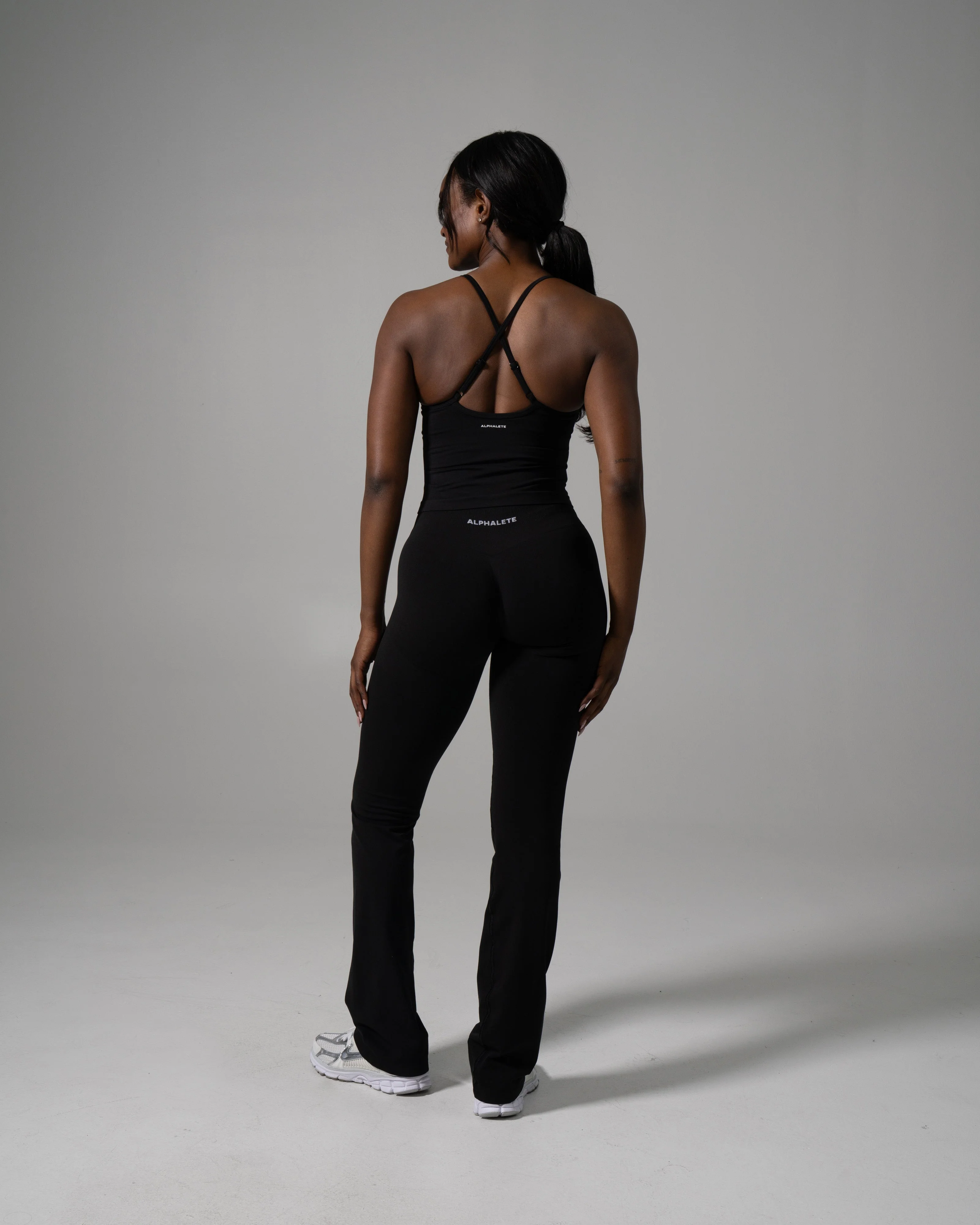 Pump Mid Rise Flared Pant Long - Black - Image 4