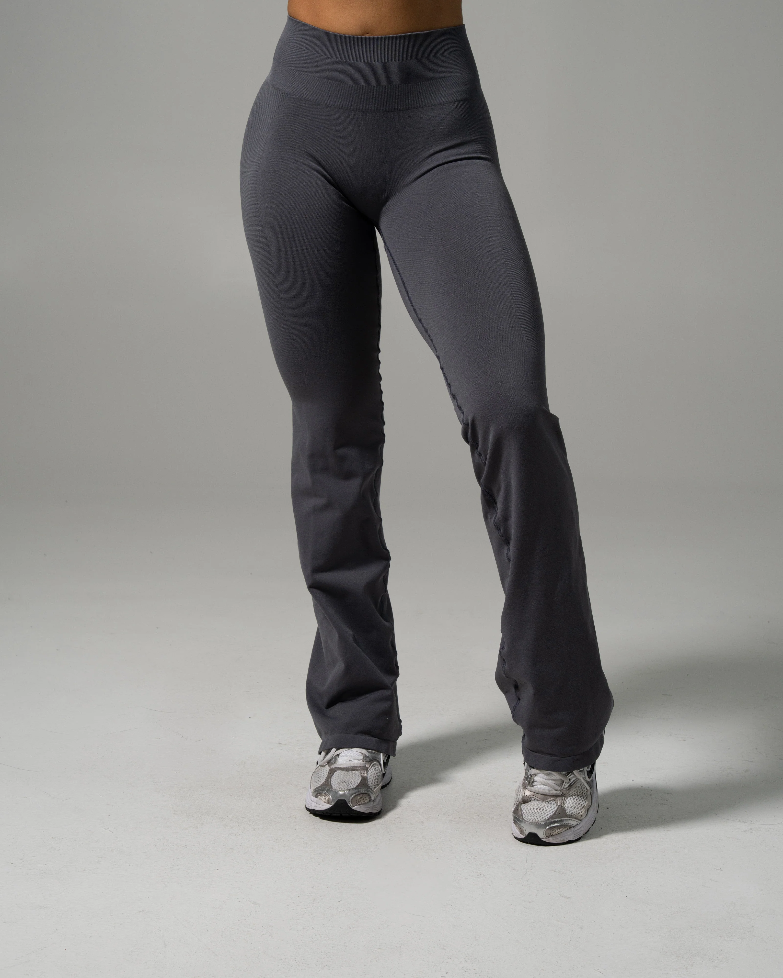Pump Mid Rise Flared Pant - Thunderstorm - Image 3