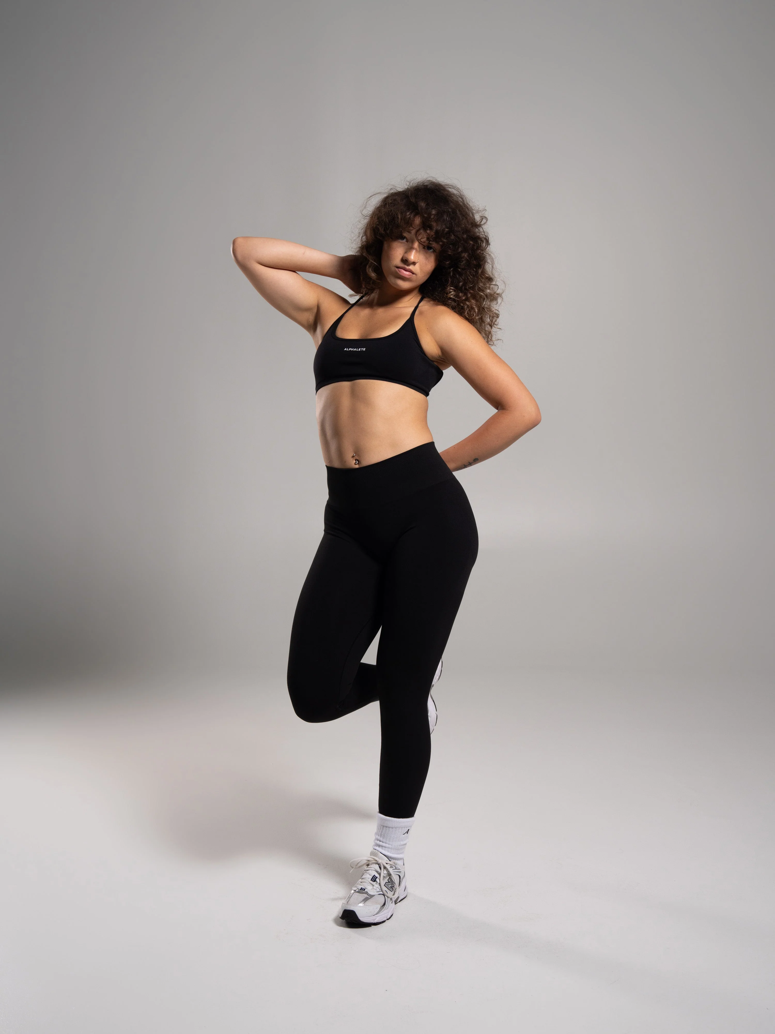 Pump Mid Rise Legging - Black - Image 4
