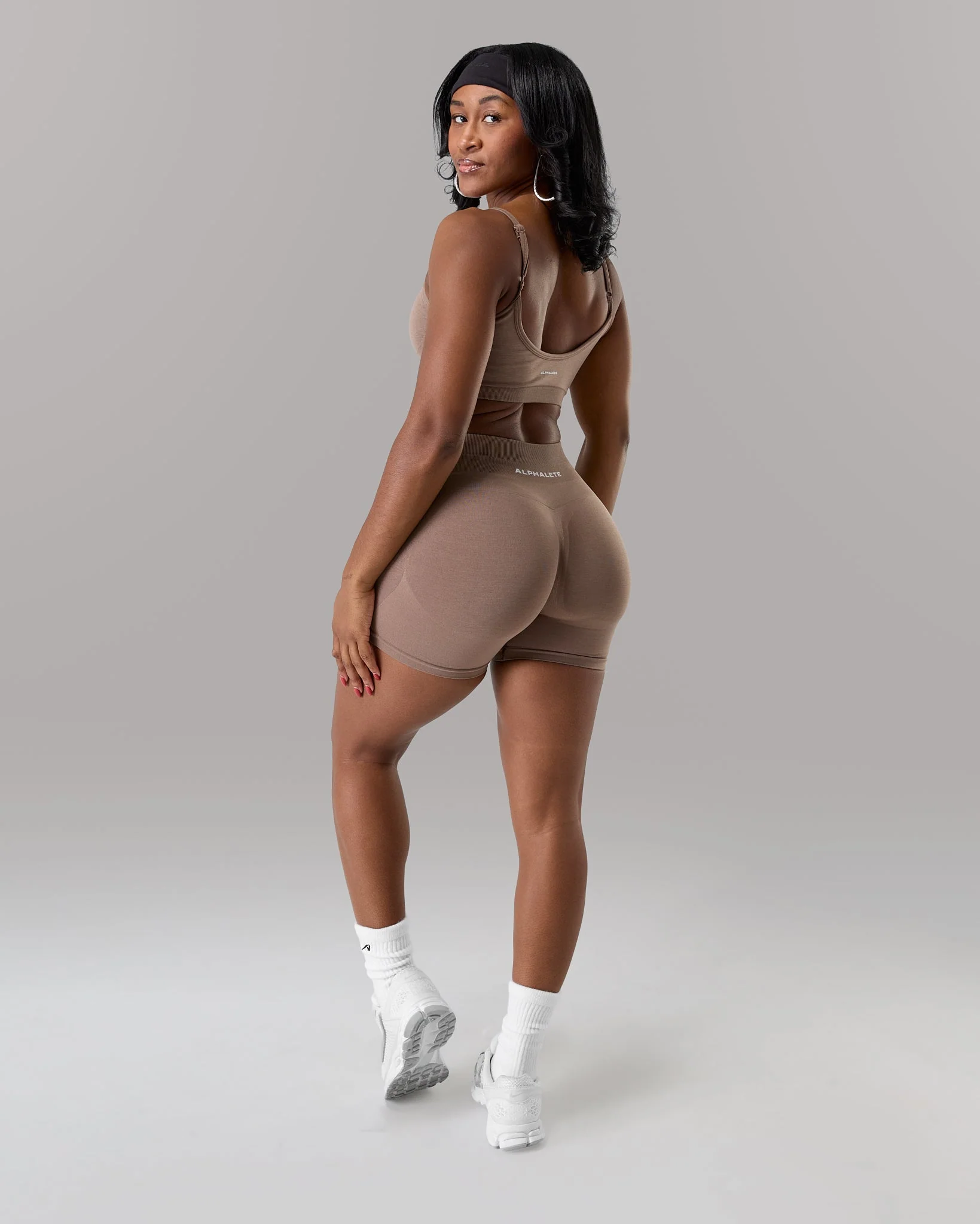 Pump Mid Rise Short - Mocha - Image 4