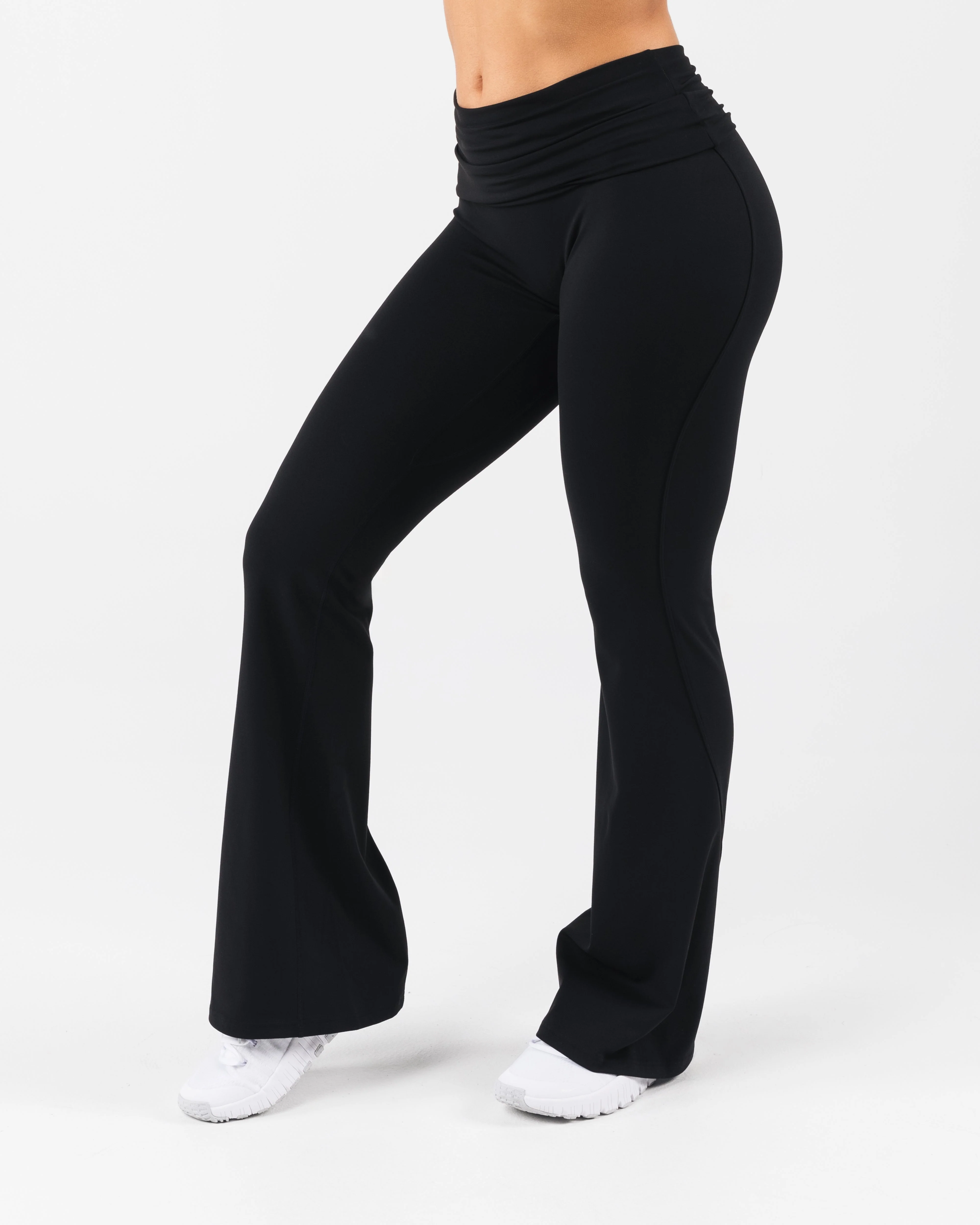 Aura Foldover Flare - Black - Image 3