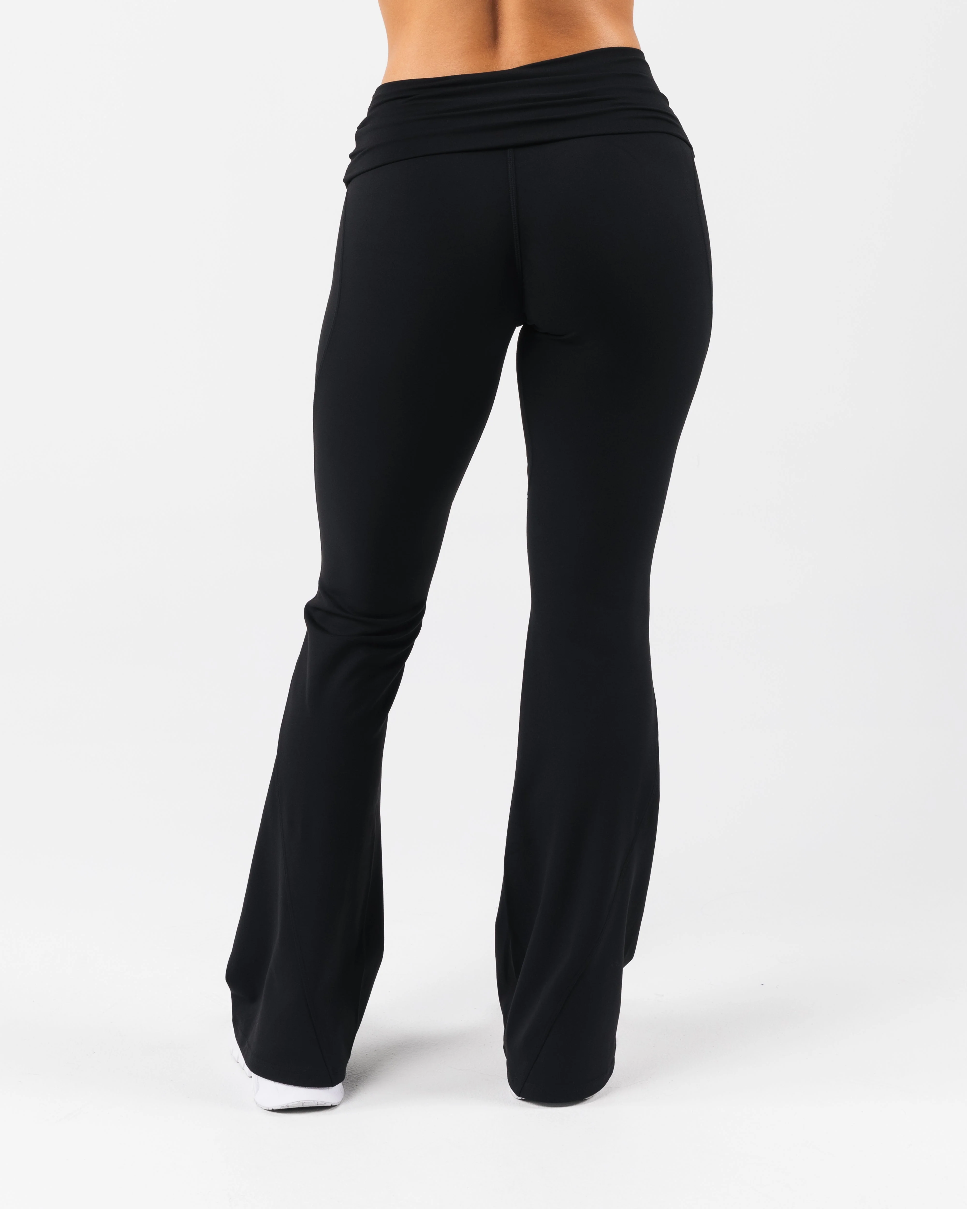 Aura Foldover Flare - Black - Image 4