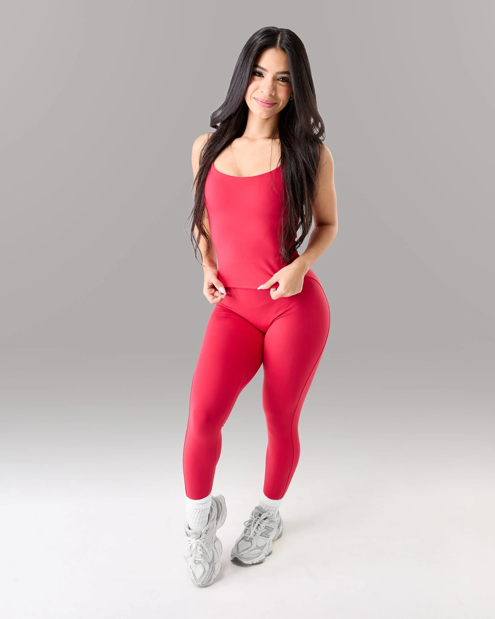 Aura Form Tank - Scarlet - Image 2