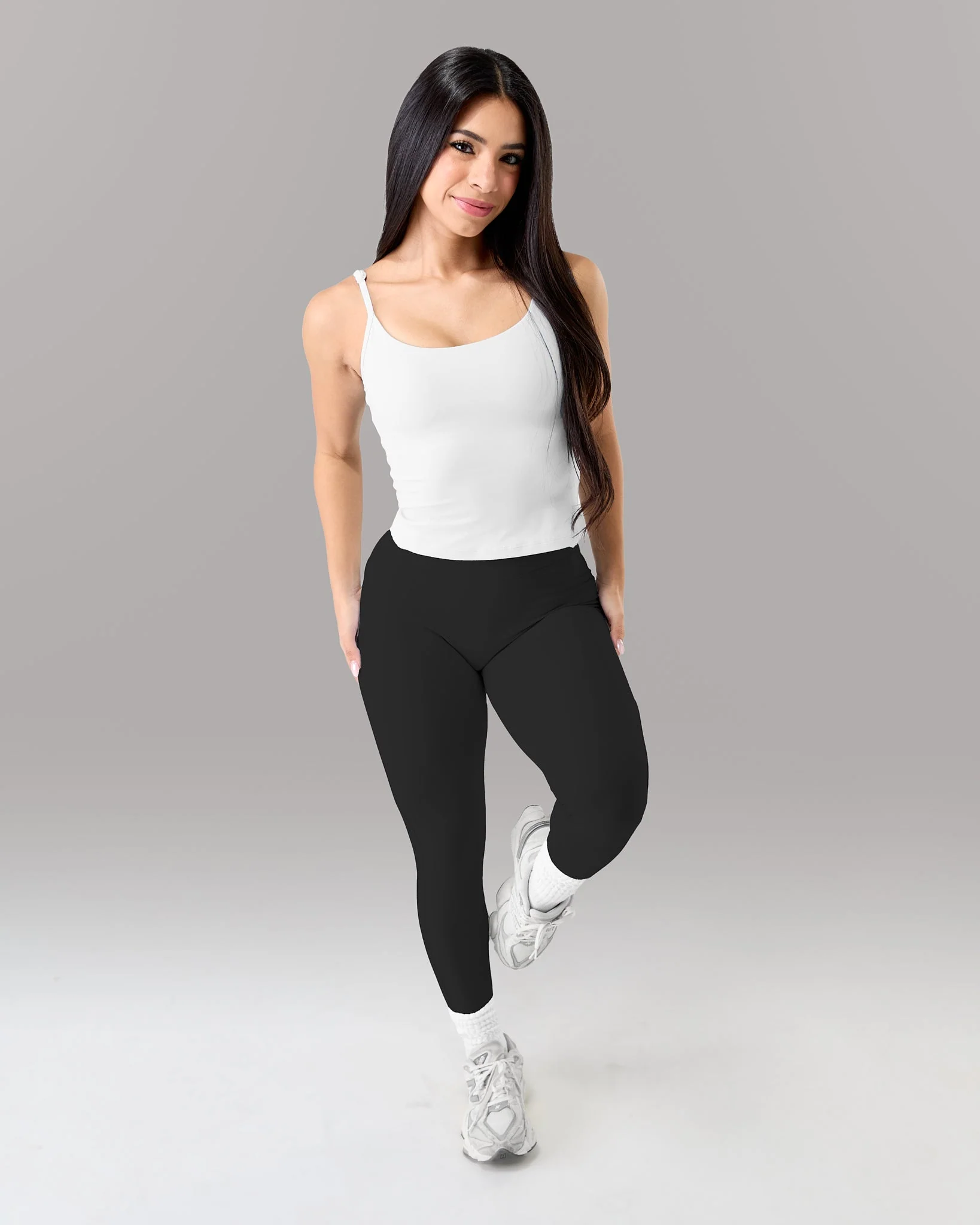 Aura Form Tank - White - Image 2