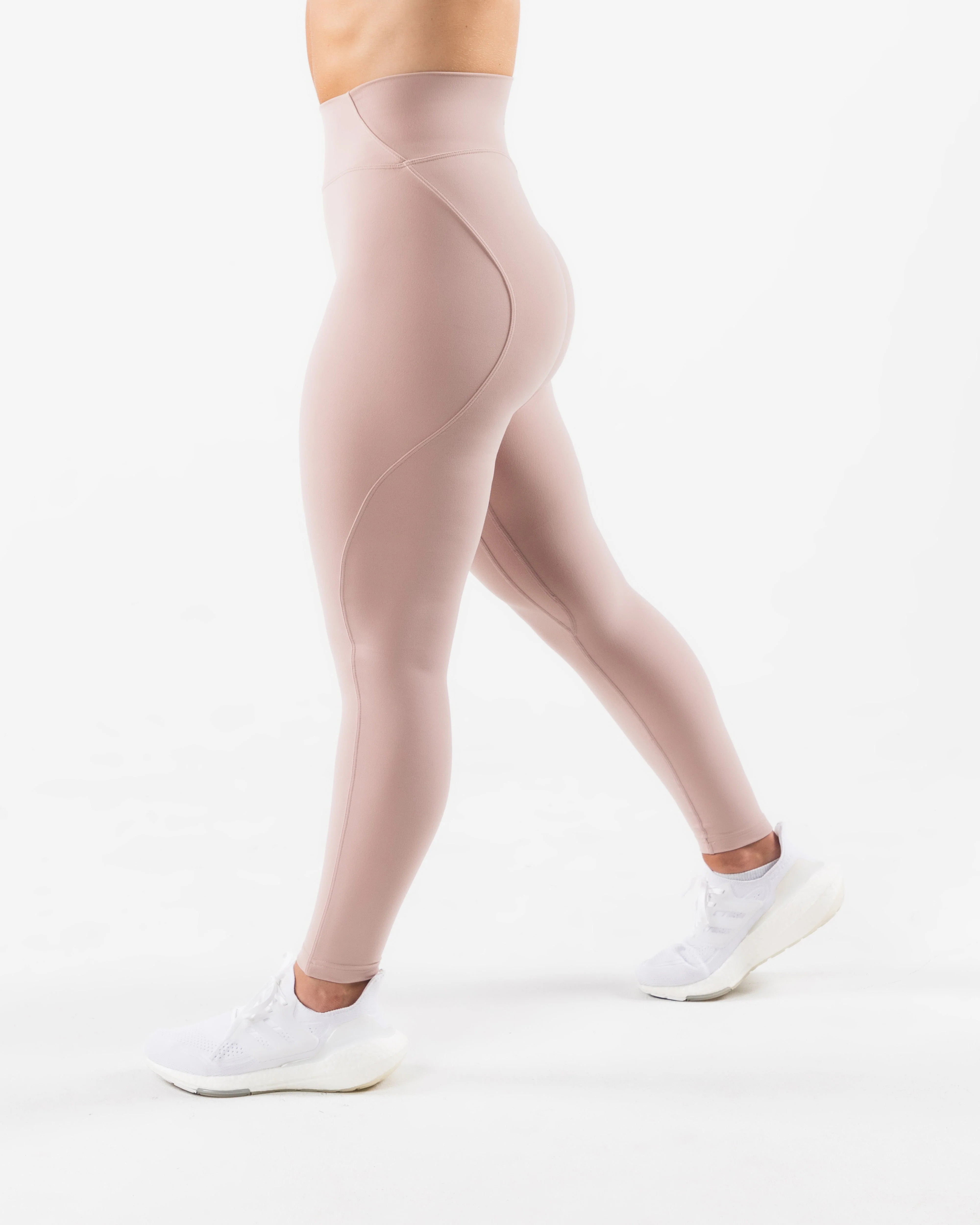 Aura Ultra-High Rise Legging - Porcelain - Image 3