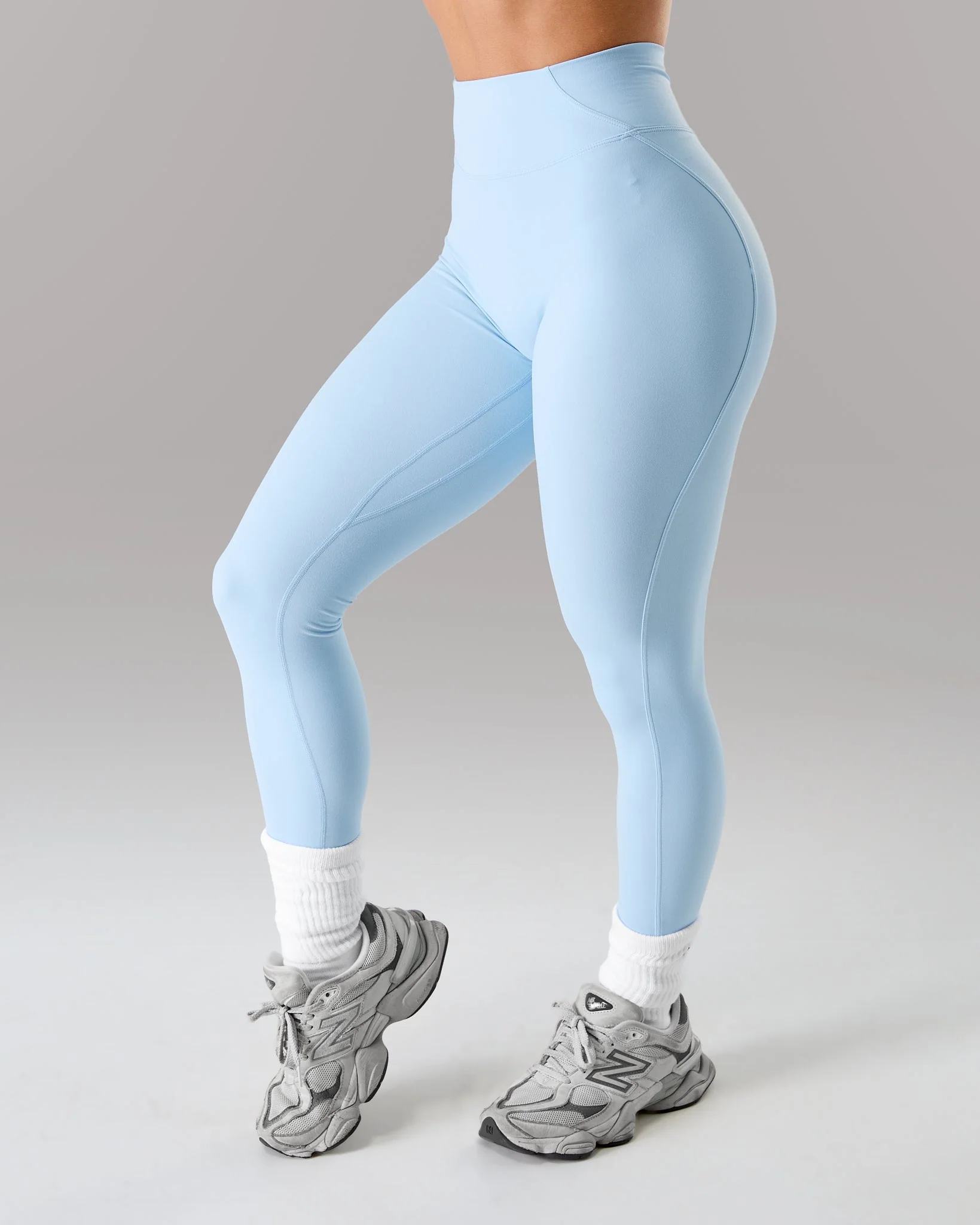 Aura Ultra-High Rise Legging - Powder Blue - Image 4