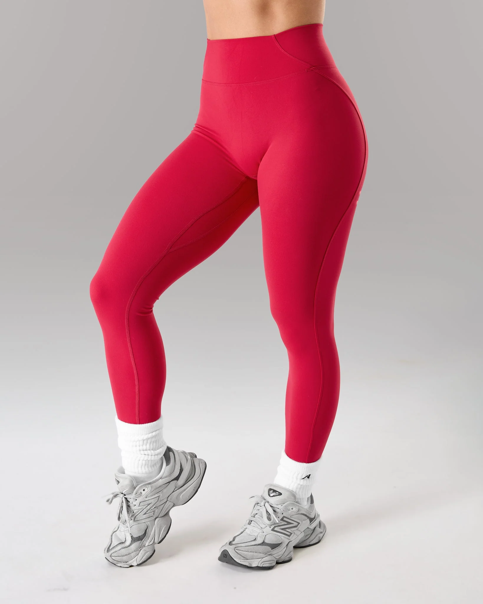 Aura Ultra-High Rise Legging - Scarlet - Image 4