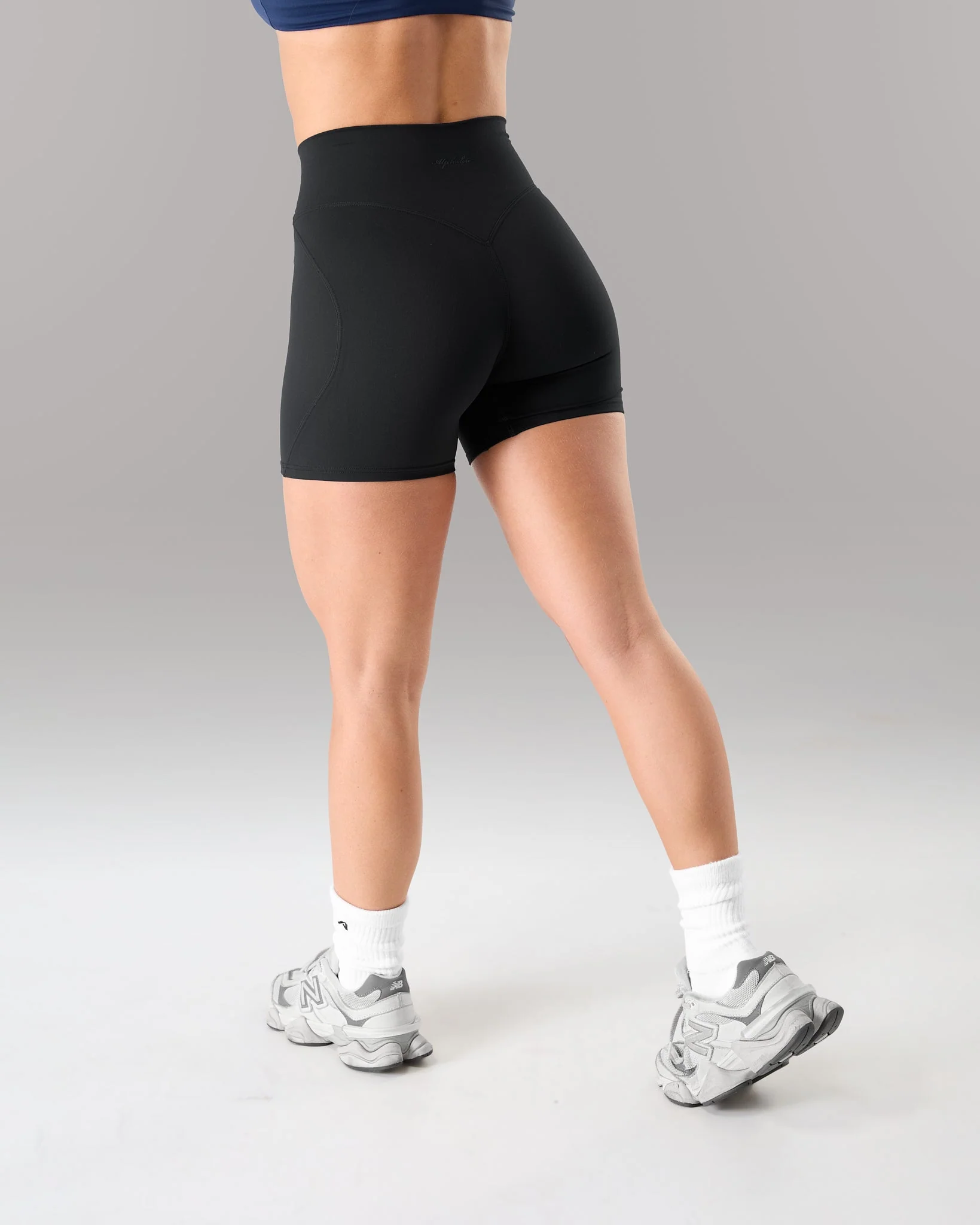 Aura Ultra-High Rise Short - Onyx - Image 3