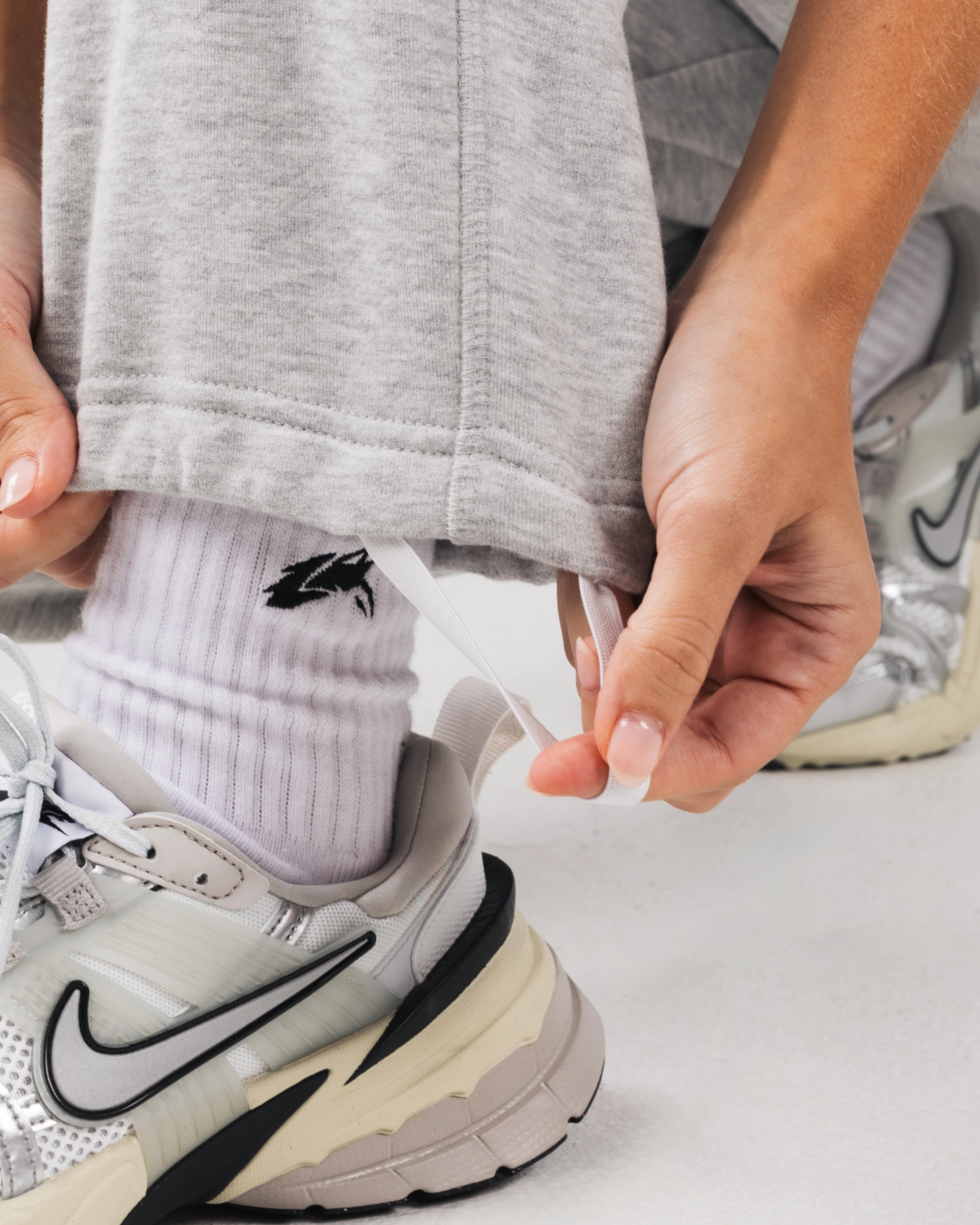 Trek Cargo Pant - Heather Cloud - Image 6