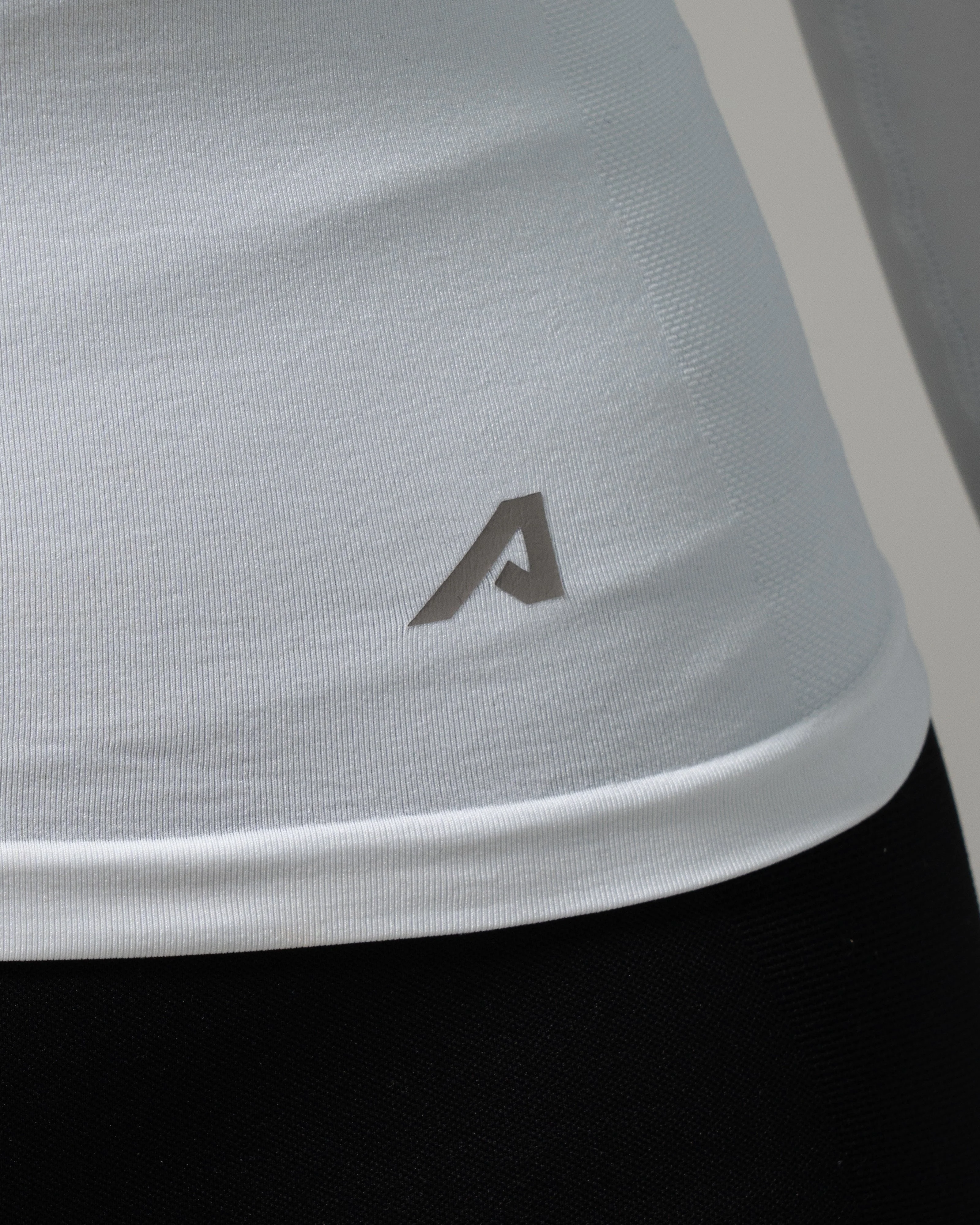 Glass LS - White - Image 5