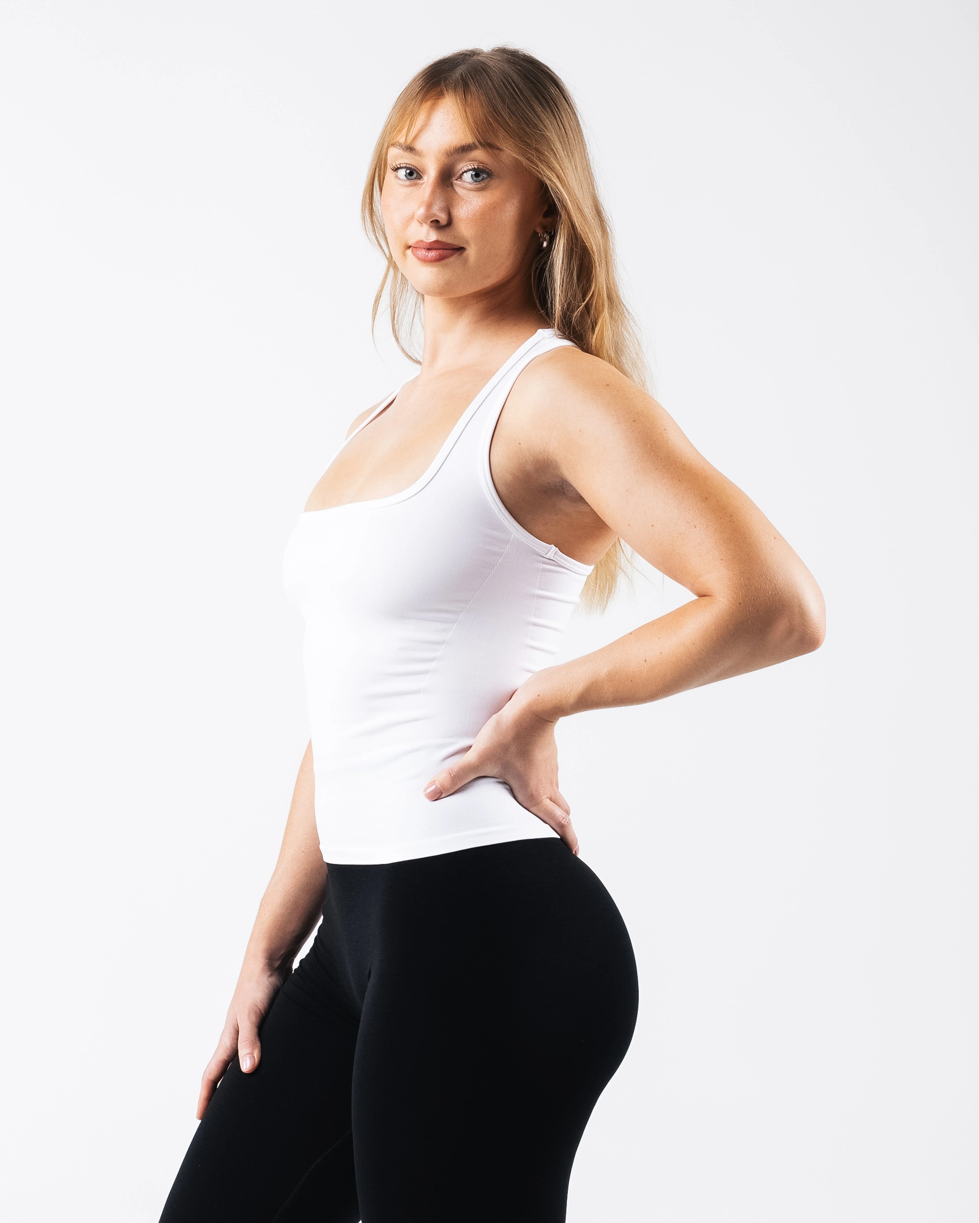 Glass Tank - White - Image 3