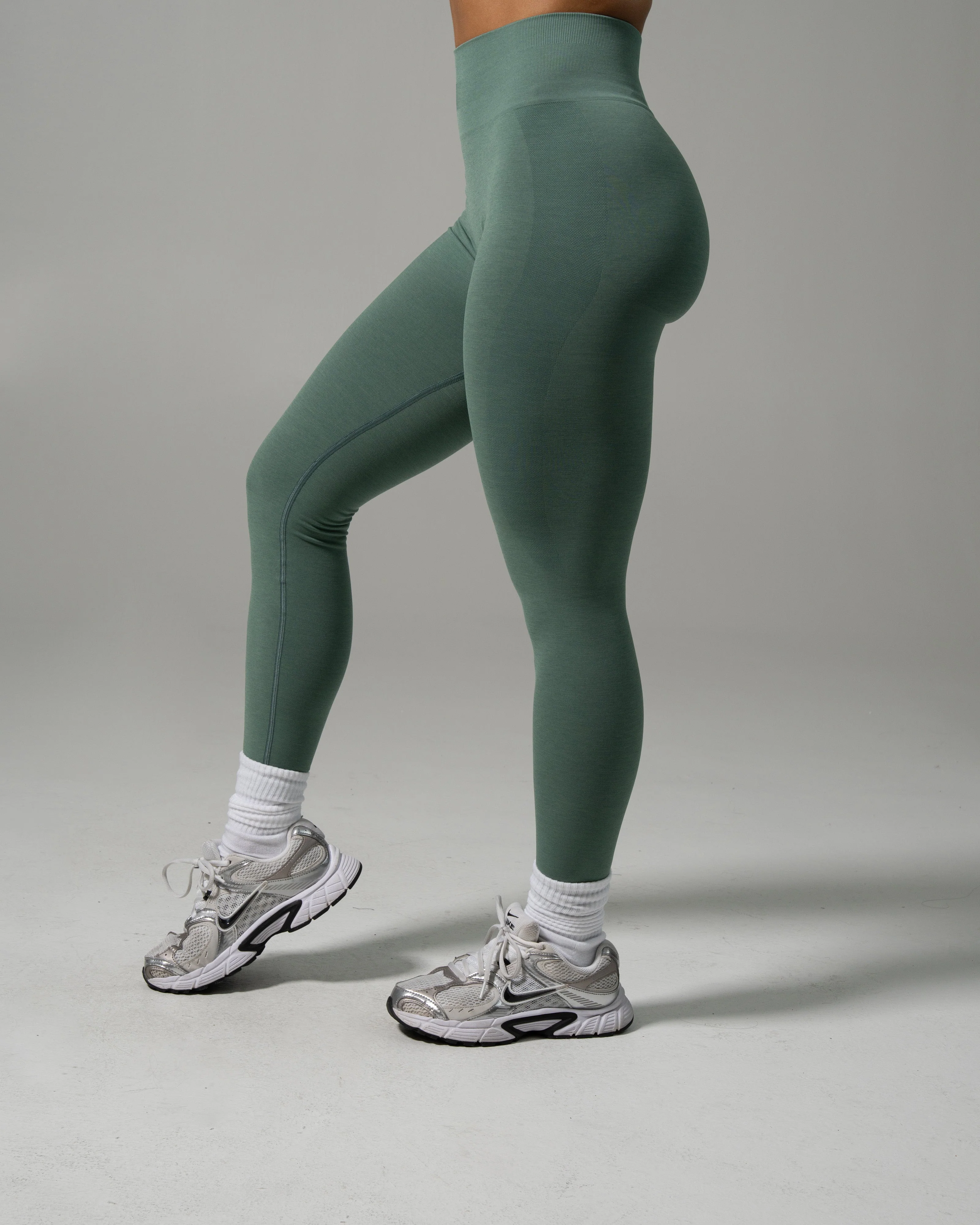 Pump High Rise Legging - Juniper Green - Image 3