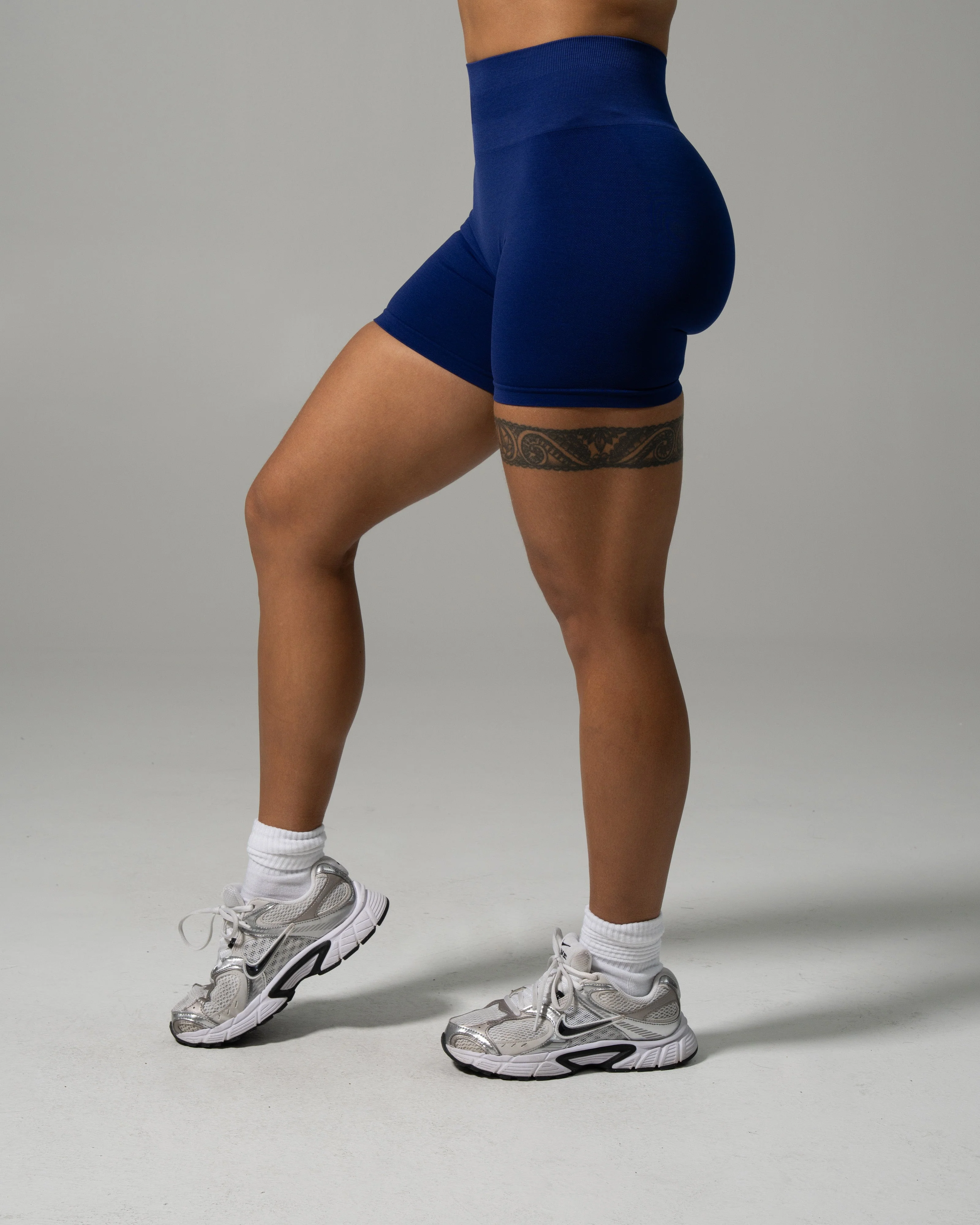 Pump High Rise Short - Indigo - Image 3